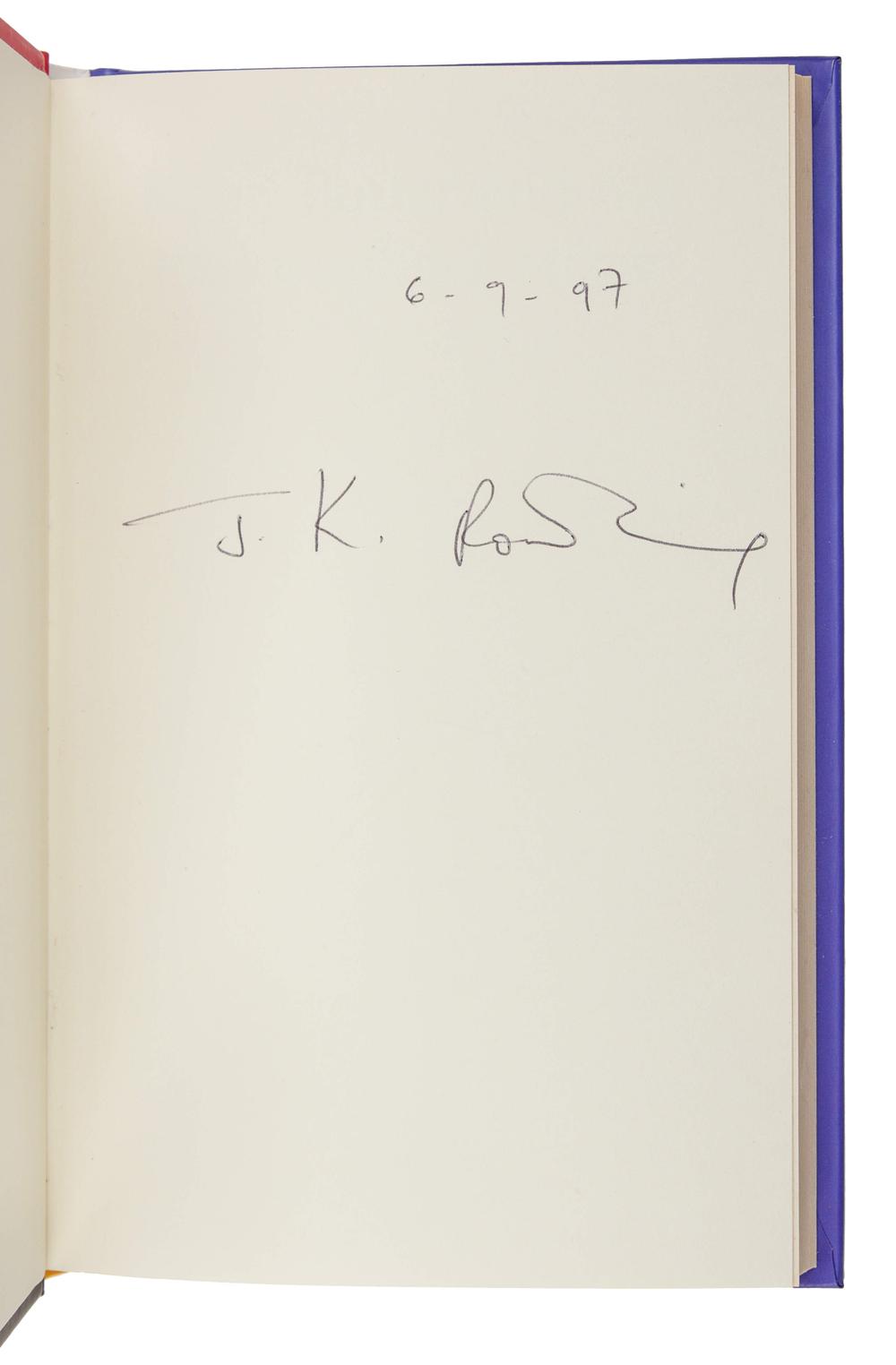 <div><!--block-->ROWLING, J. K. <em>Harry Potter and the Philosopher's Stone</em>. London: Bloomsbury, 1997.</div>