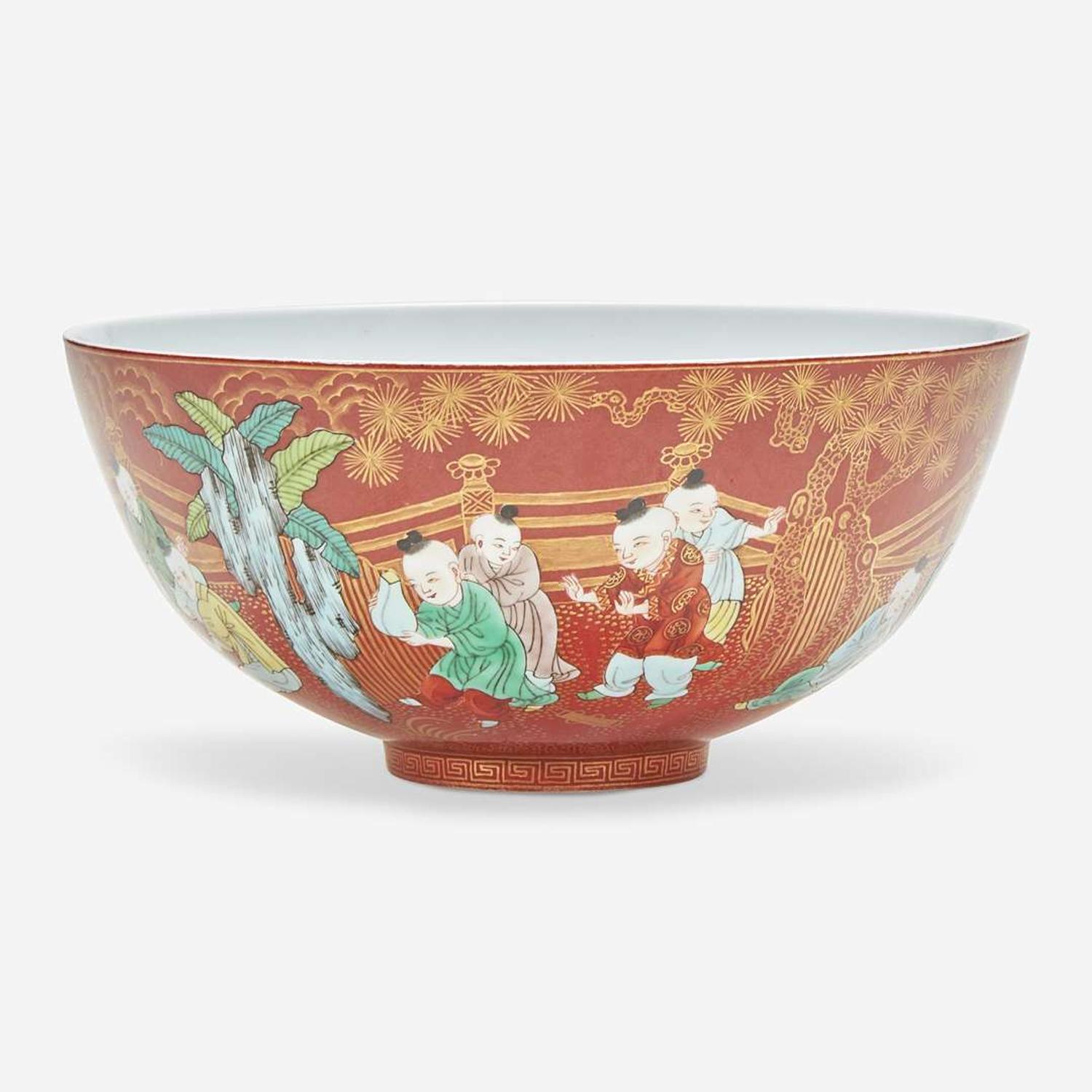 A Chinese famille verte coral-ground porcelain "Boys" bowl 五彩珊瑚地“童子”碗