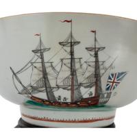 A Chinese Export Porcelain Center Bowl