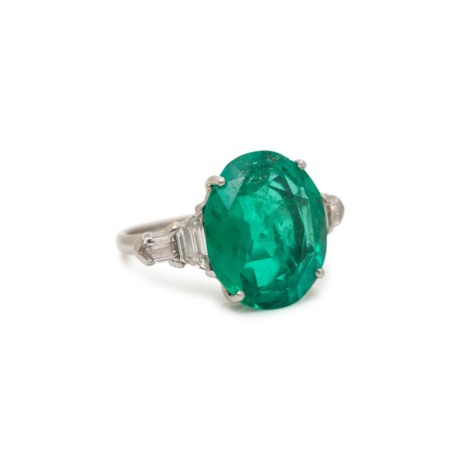 SHREVE & COMPANY, COLOMBIAN EMERALD AND DIAMOND RING
