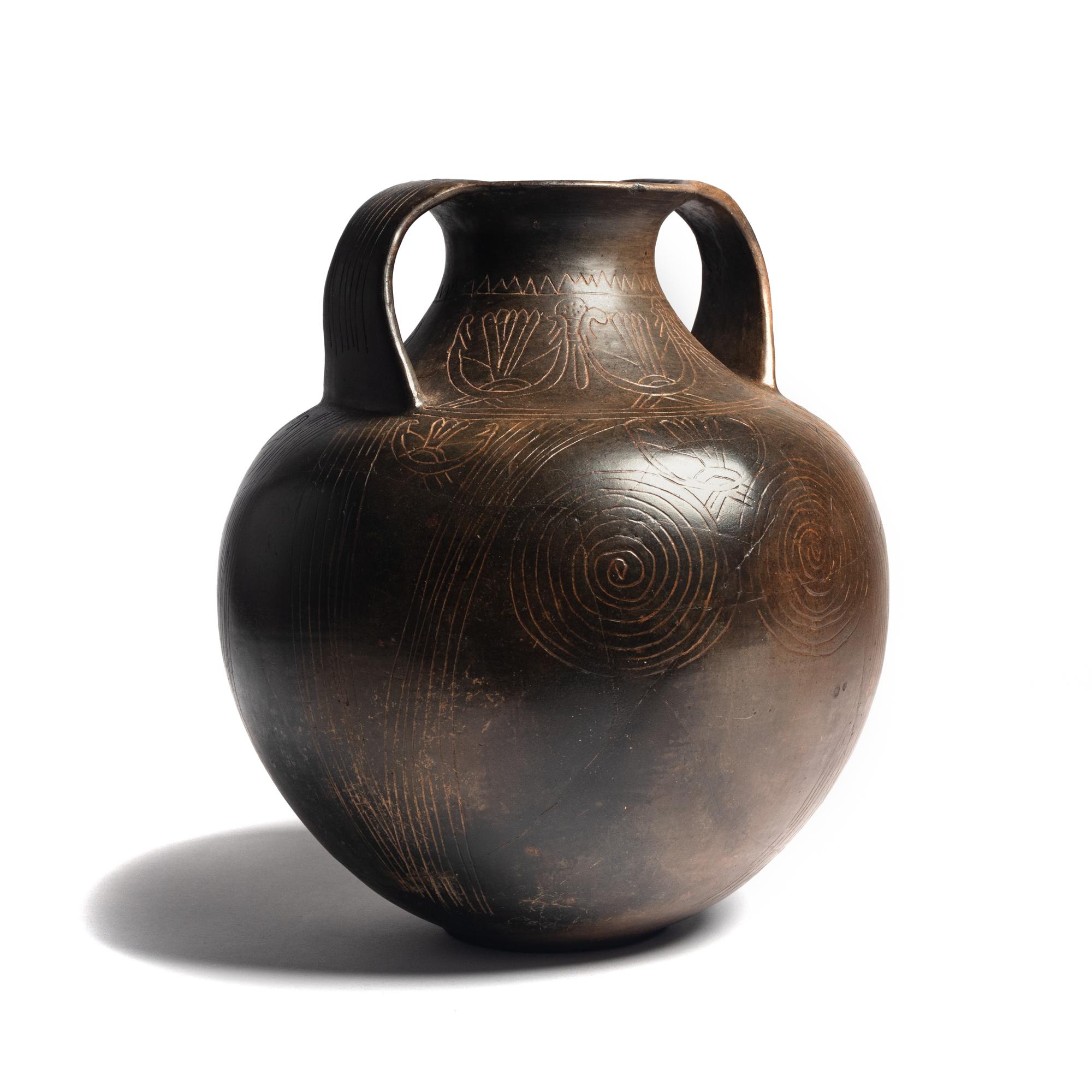 A Villanovan Impasto Amphora
