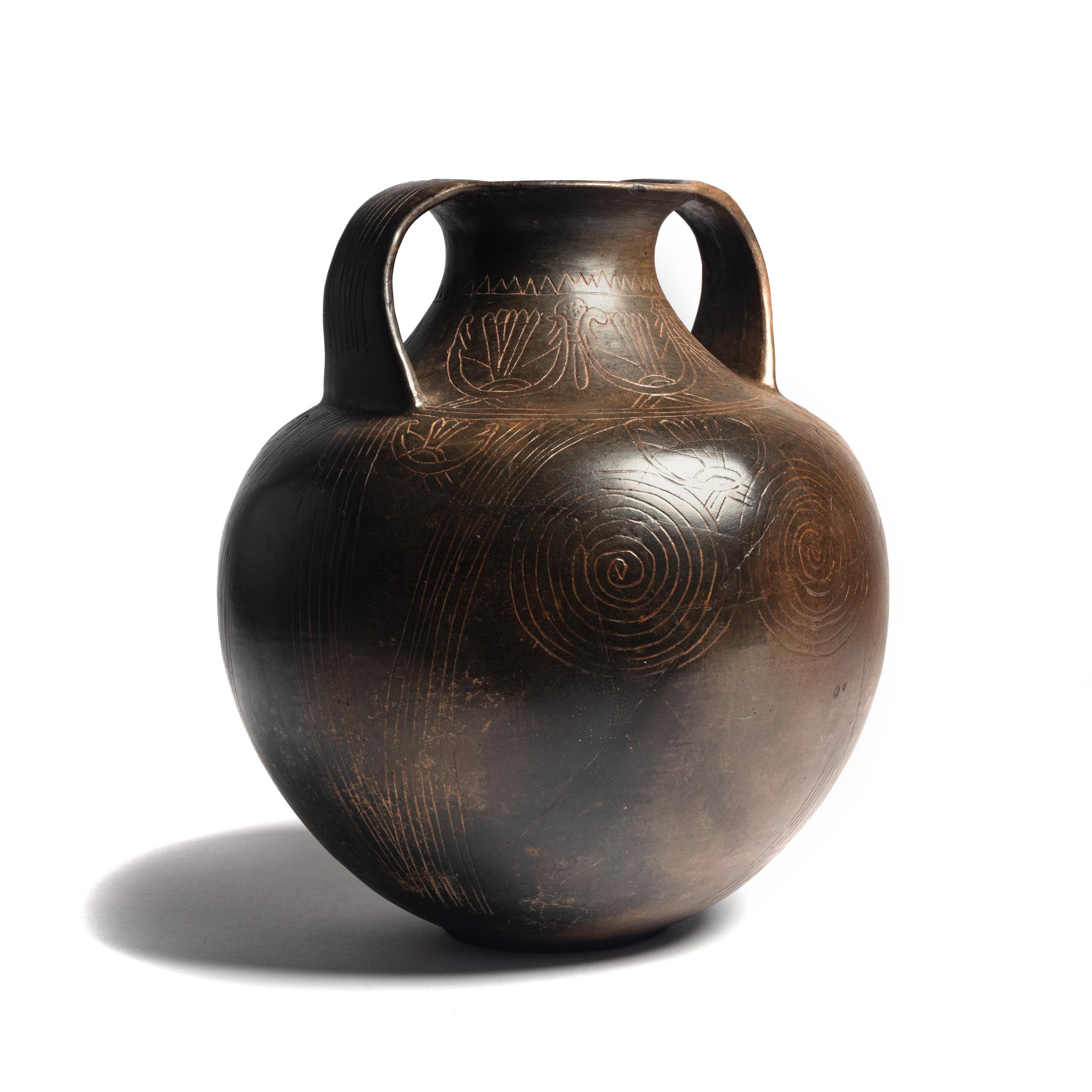 A Villanovan Impasto Amphora