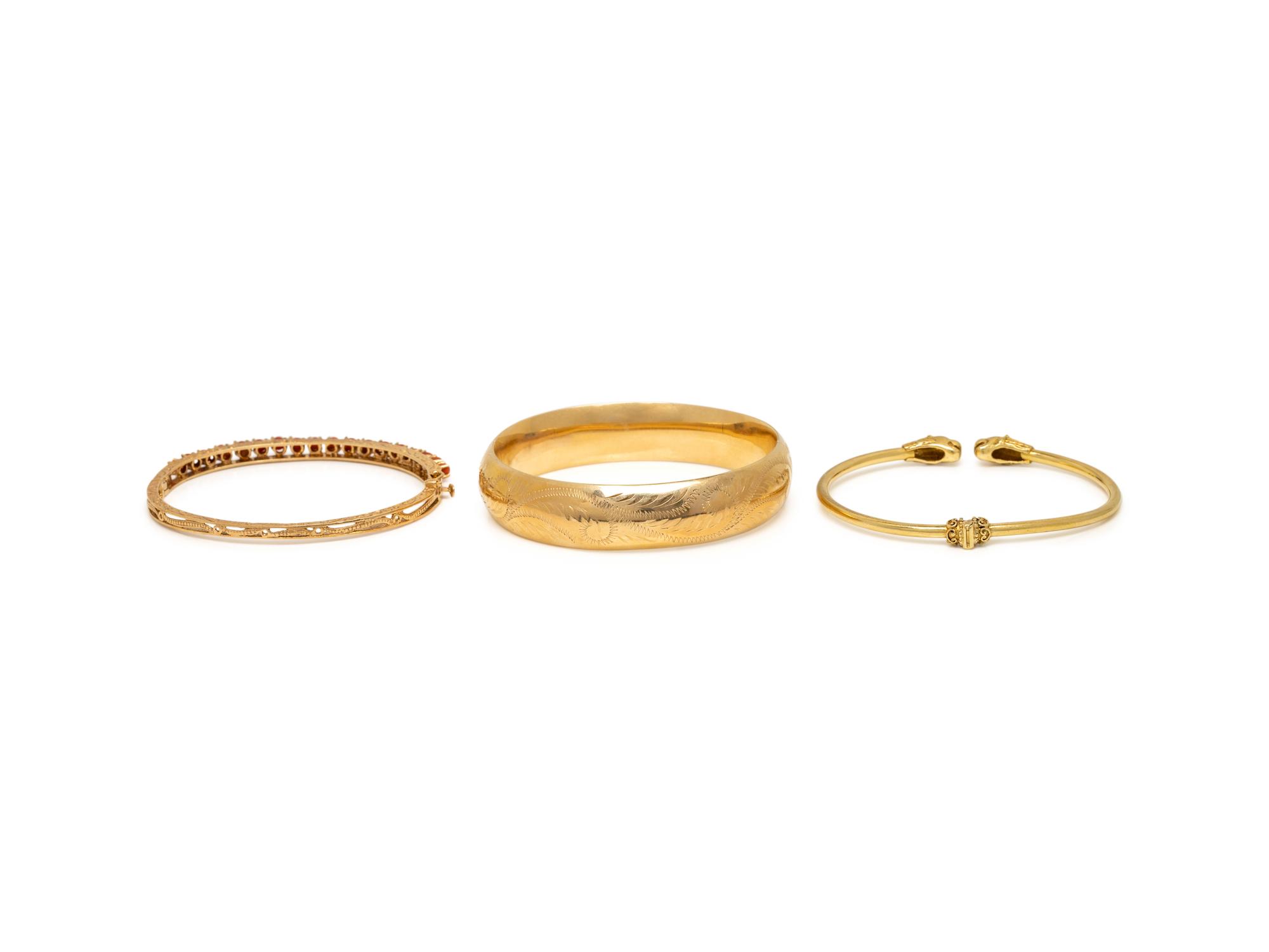 COLLECTION OF YELLOW GOLD BRACELETS