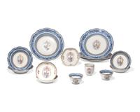 A group of fourteen Chinese Export porcelain tablewares from the "Gordon Dinner Service" and "Gordon Tea Service," late 18th century