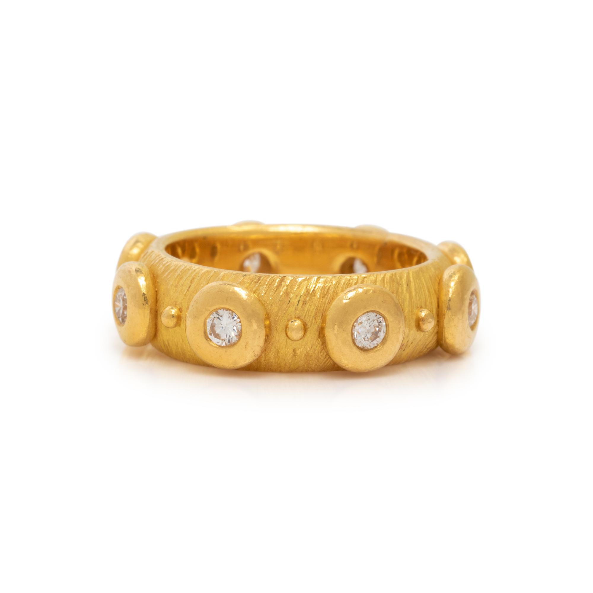 DENISE ROBERGE, YELLOW GOLD AND DIAMOND RING