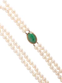 CULTURED PEARL AND JADE NECKLACE