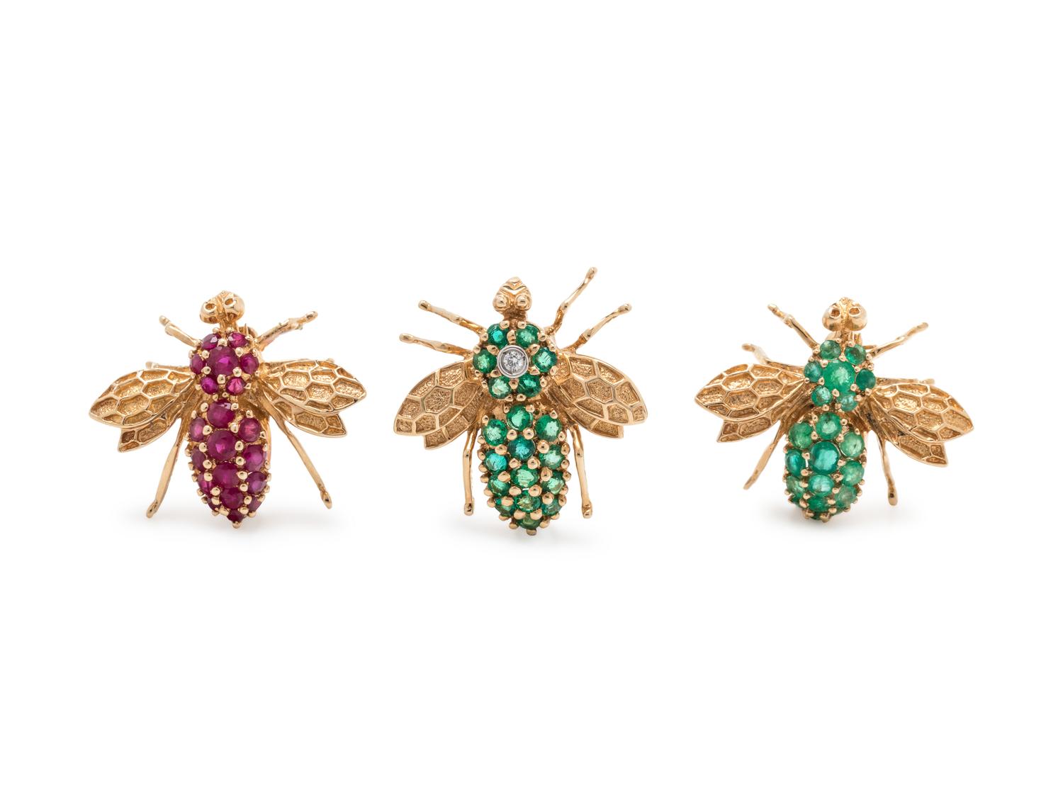 COLLECTION OF YELLOW GOLD AND GEMSTONE BEE JEWELRY