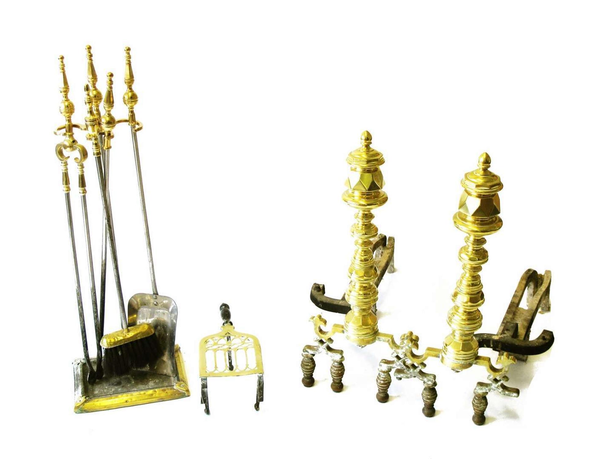 Brass fireplace items 19th/20th century
