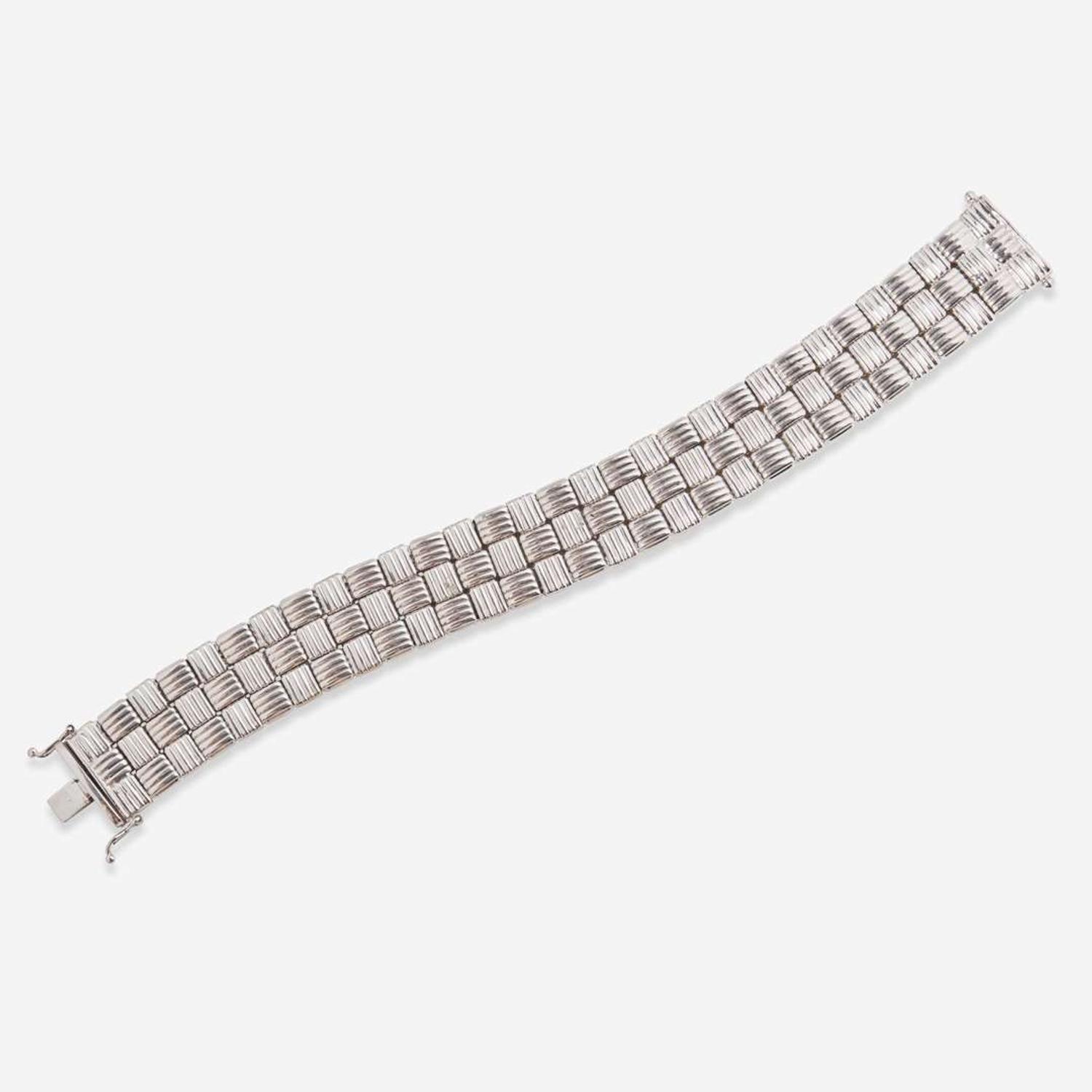 A Two-Tone 18K Gold Bracelet