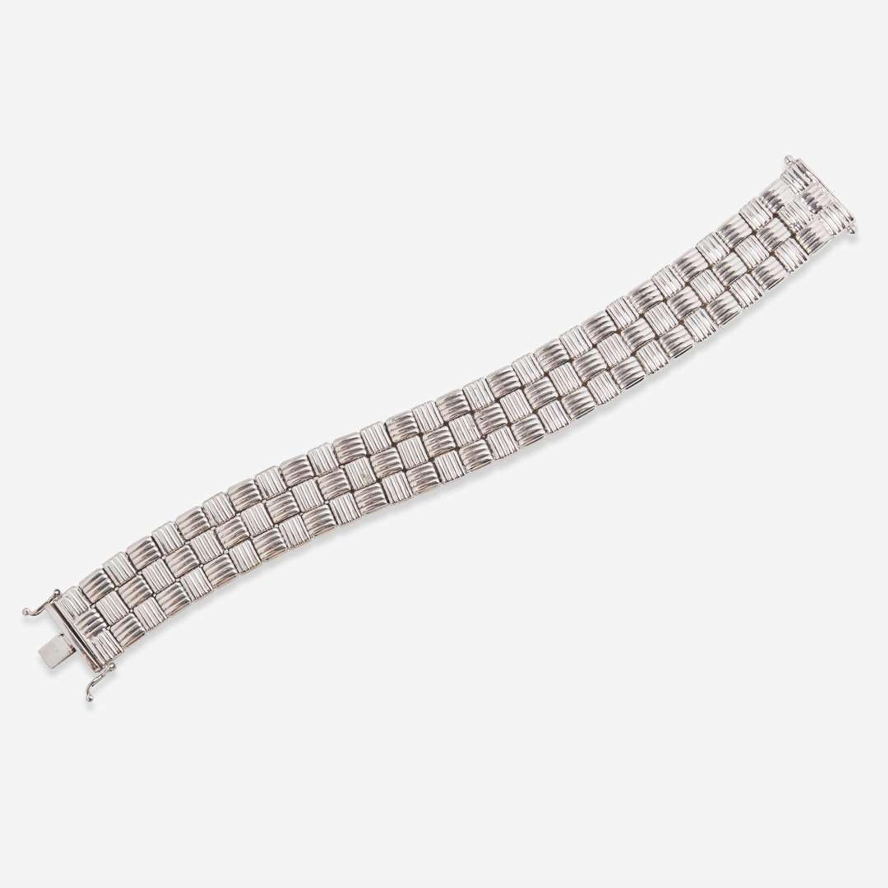 A Two-Tone 18K Gold Bracelet
