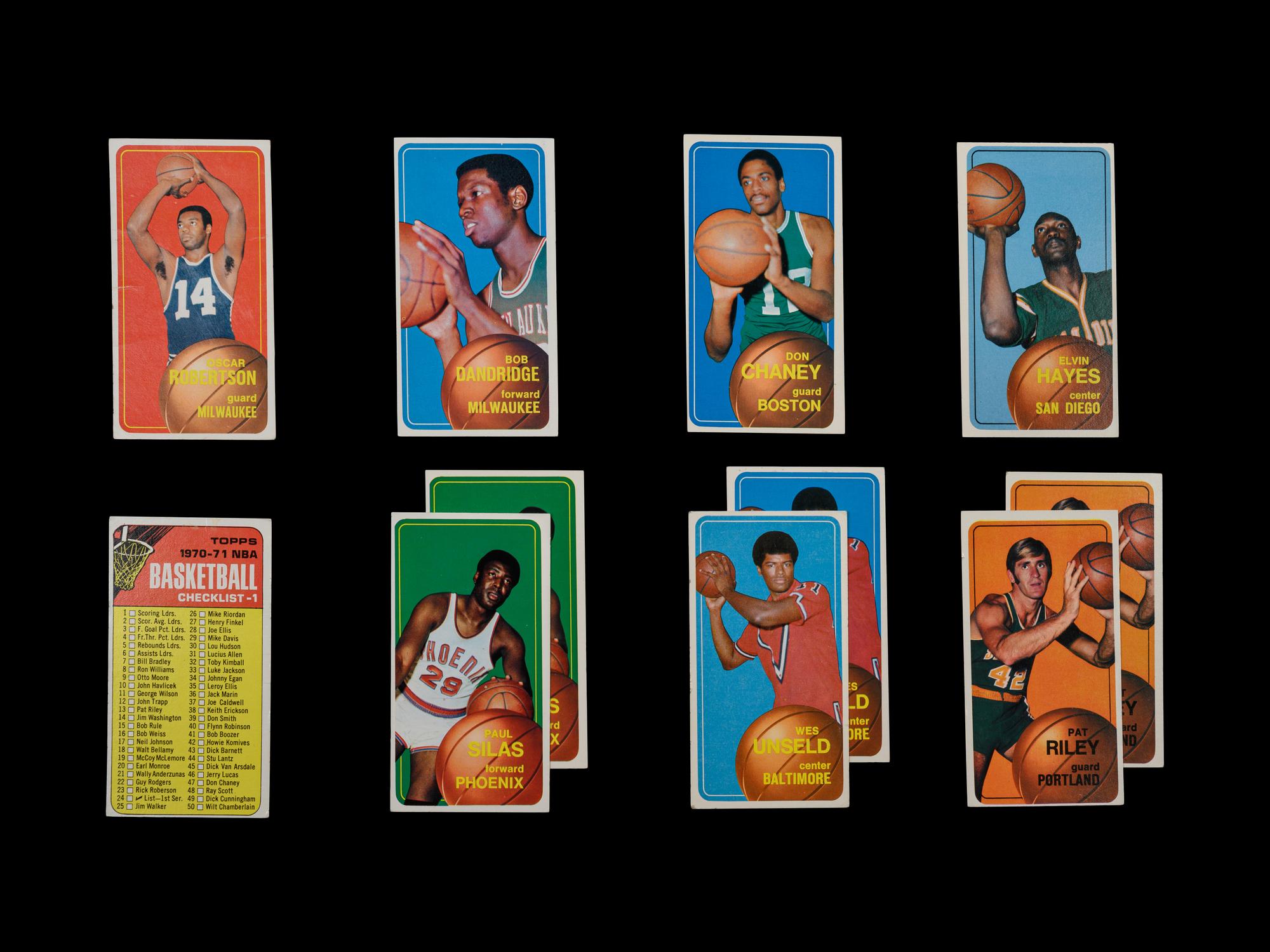 A Group of 200 1970-71 Topps Basketball Cards Including Hall of Famers and Rookies,