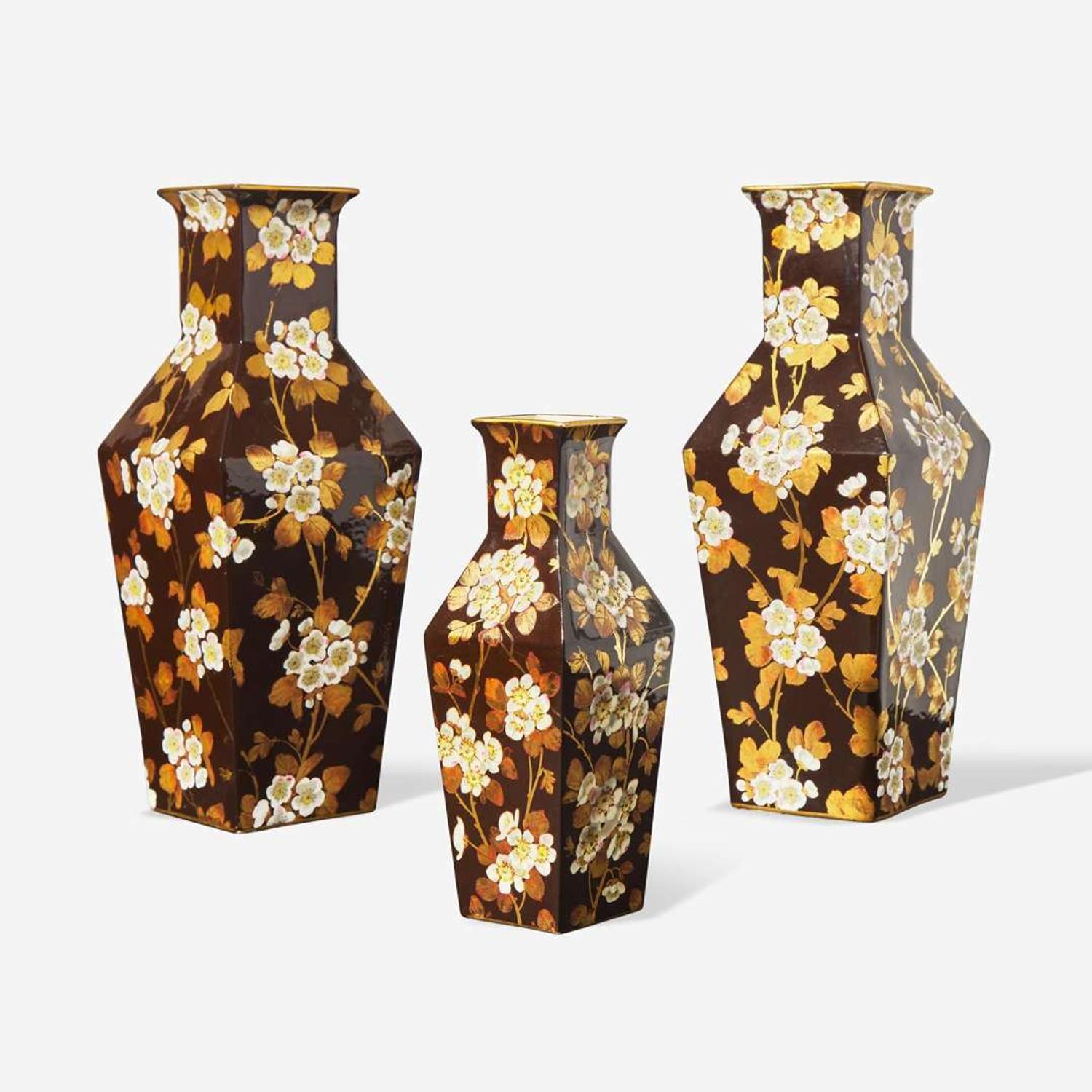 A Three-Piece Wedgwood Aesthetic Movement Bone China Garniture Set UK, 1880s