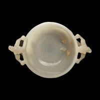 A Chinese Carved White Jade 'Chilong' Handled Cup, 19th/Early 20th Century 晚清/民國 白玉螭龍雙耳杯