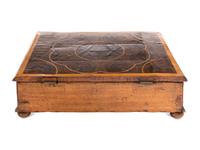 A William and Mary Oyster Olivewood Lace Box