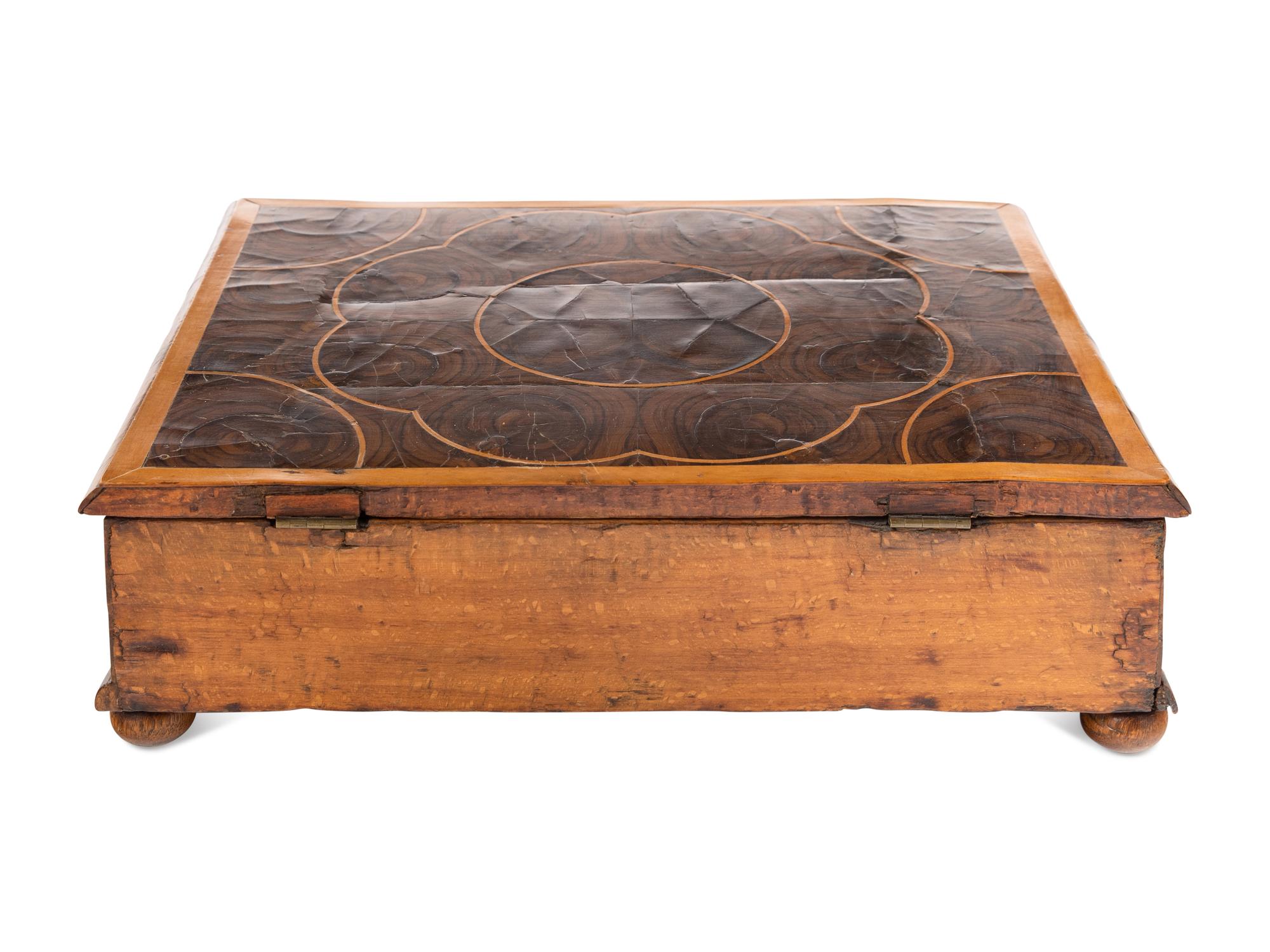 A William and Mary Oyster Olivewood Lace Box