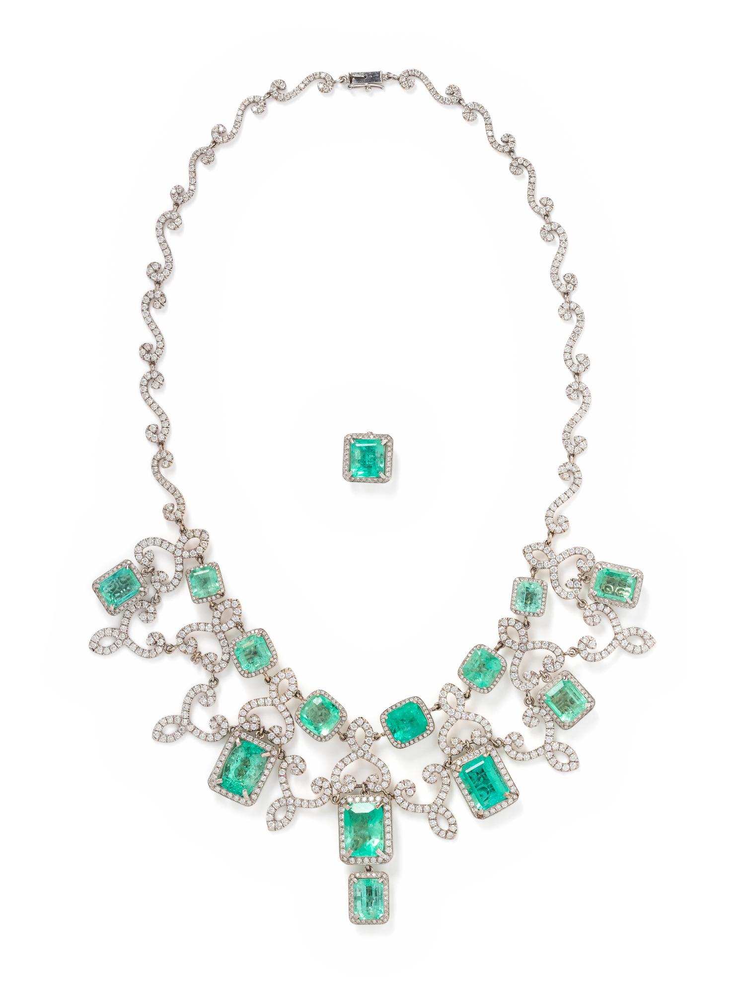 EMERALD AND DIAMOND NECKLACE