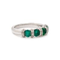 EMERALD AND DIAMOND RING