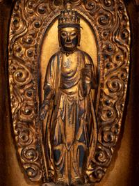 A Gilt Wood Figure of Standing Kannon and A Black and Gilt Wood Traveling Shrine