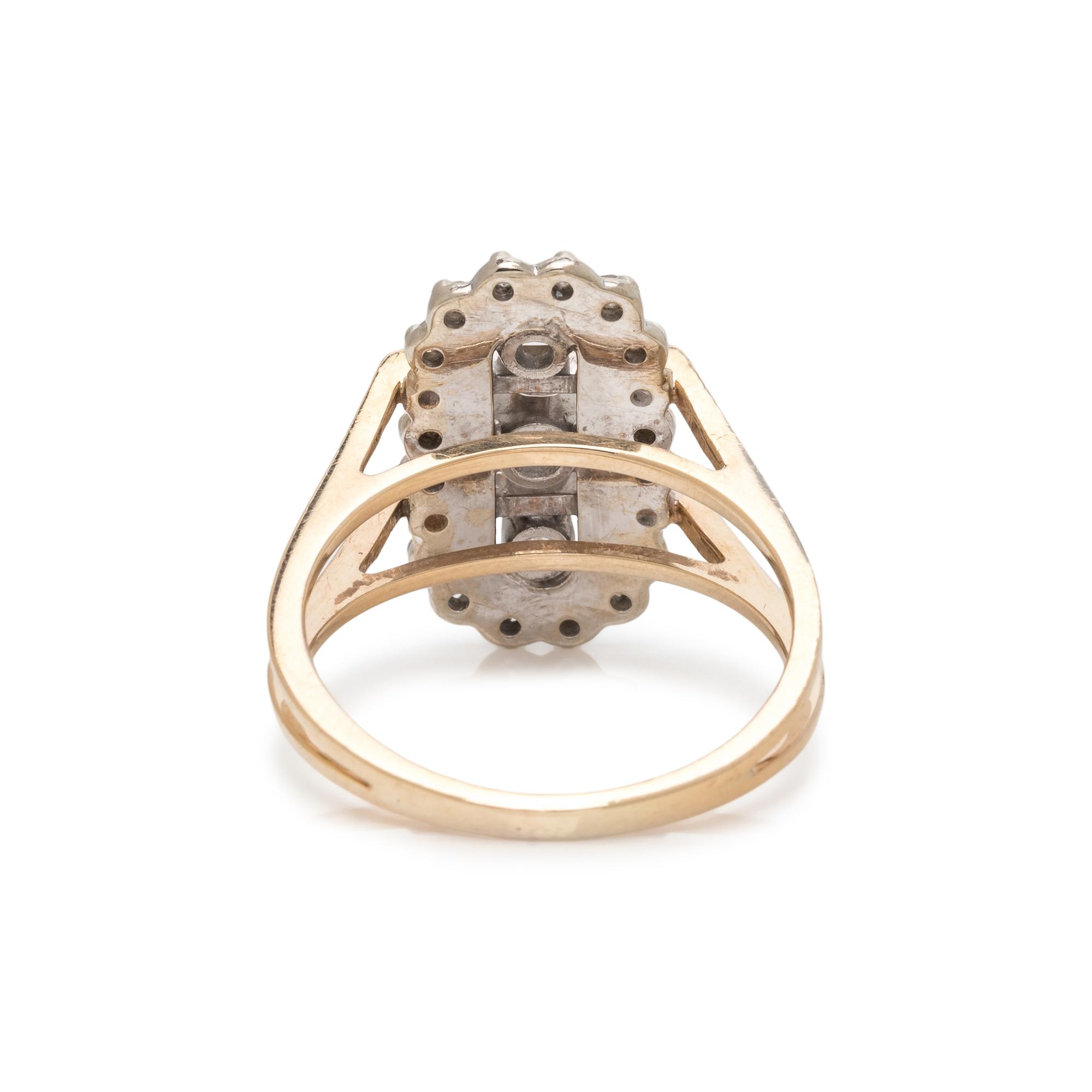 BICOLOR GOLD AND DIAMOND RING