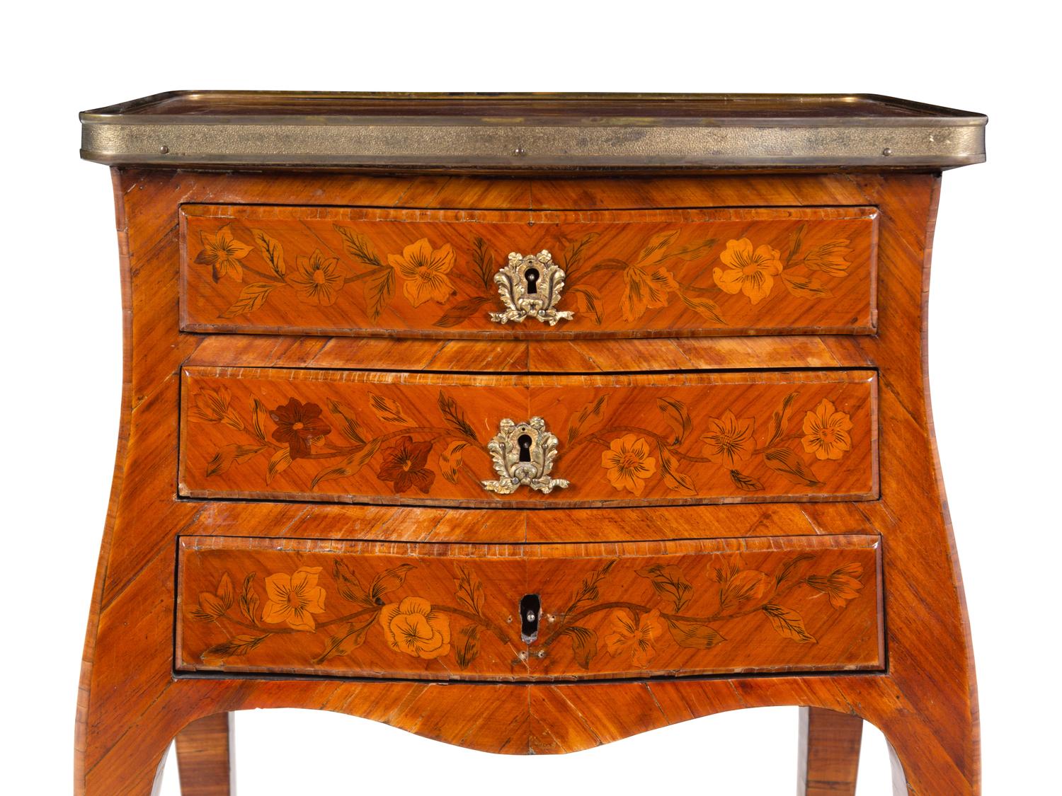 A Louis XV Style Marquetry Table en Chiffonnière