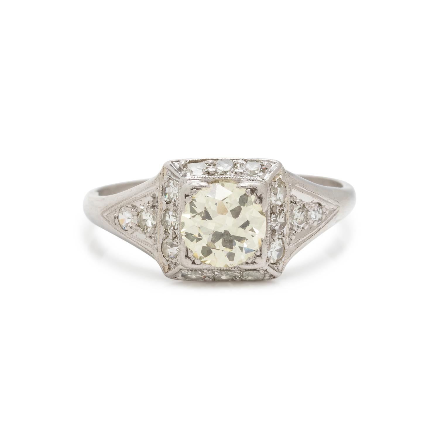 DIAMOND RING