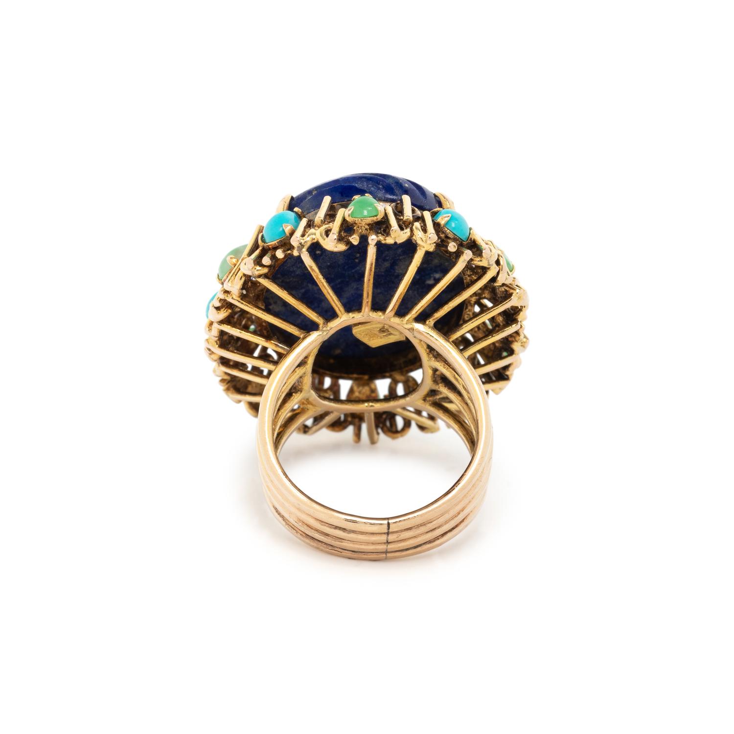 YELLOW GOLD, CARVED LAPIS AND MULTIGEM RING