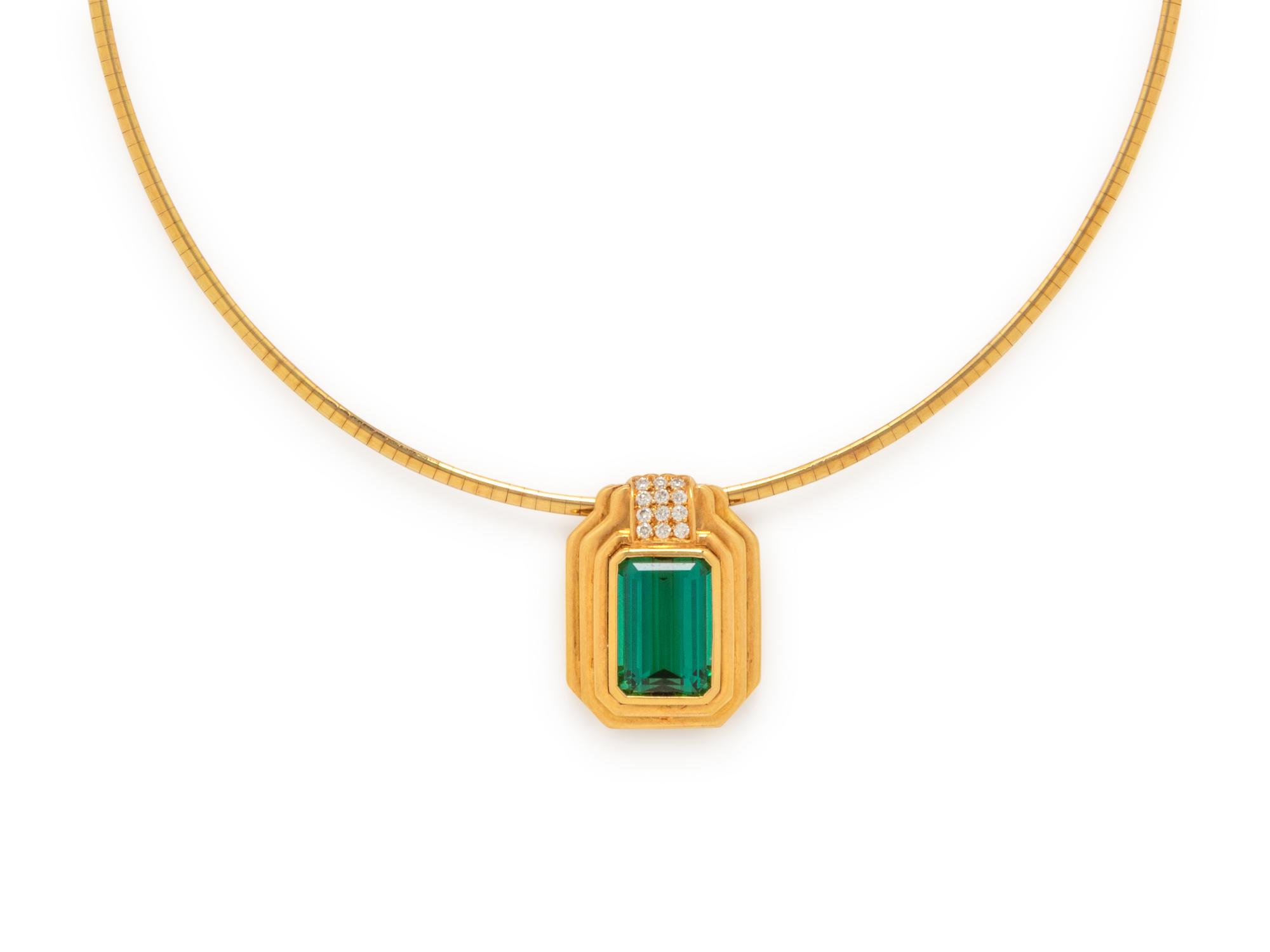 TOURMALINE, DIAMOND, AND YELLOW GOLD PENDANT/NECKLACE