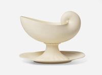A Wedgwood White Stoneware Conchology Sauce Boat and Stand, UK, circa 1800
