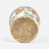 A very large Chinese famille verte decorated jar and cover 洋彩大盖罐 Kangxi period ???