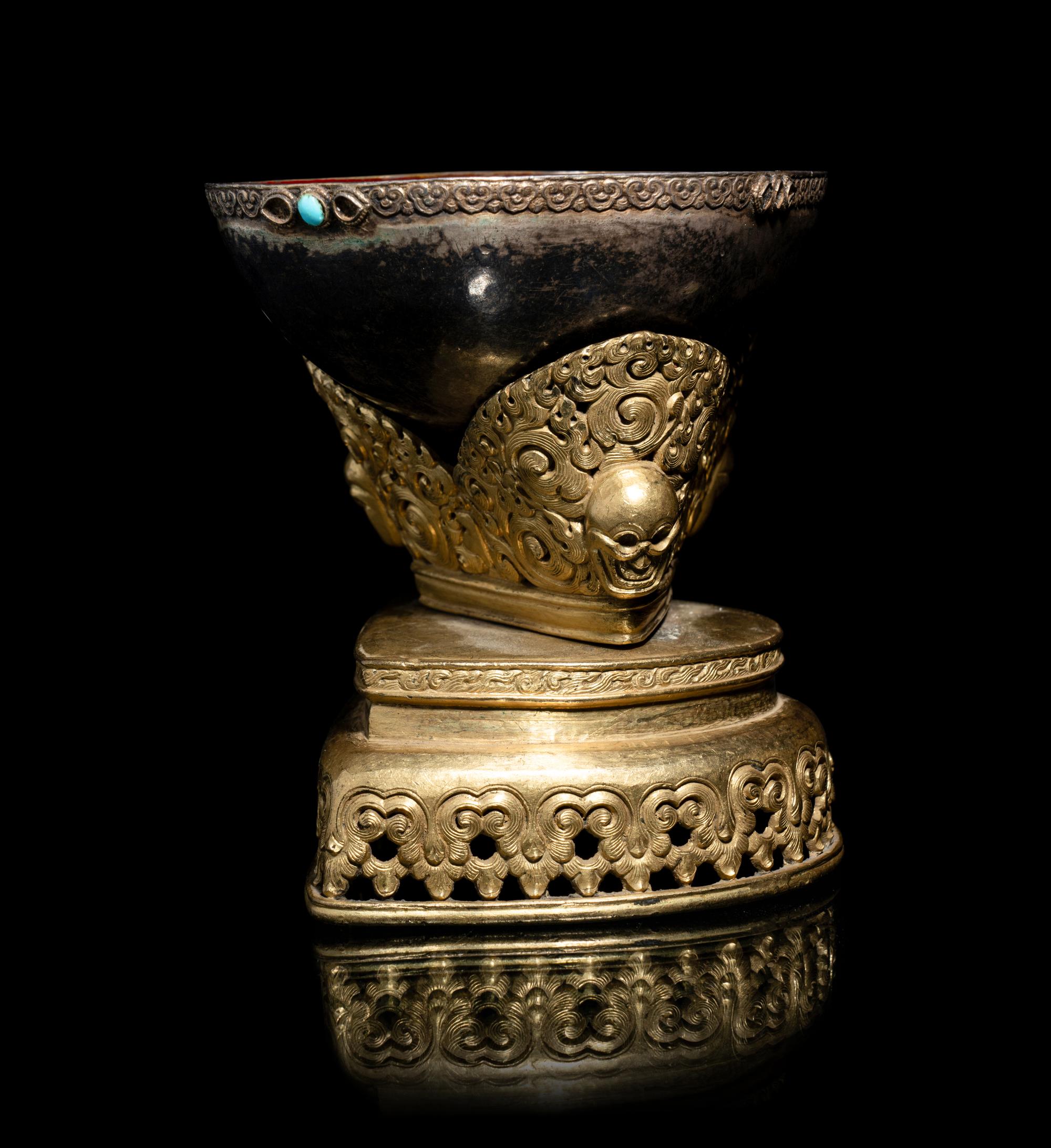 A Tibetan Semi-Precious Stone Inlaid Gilt Bronze and Silver Skull Cup, Kapala
