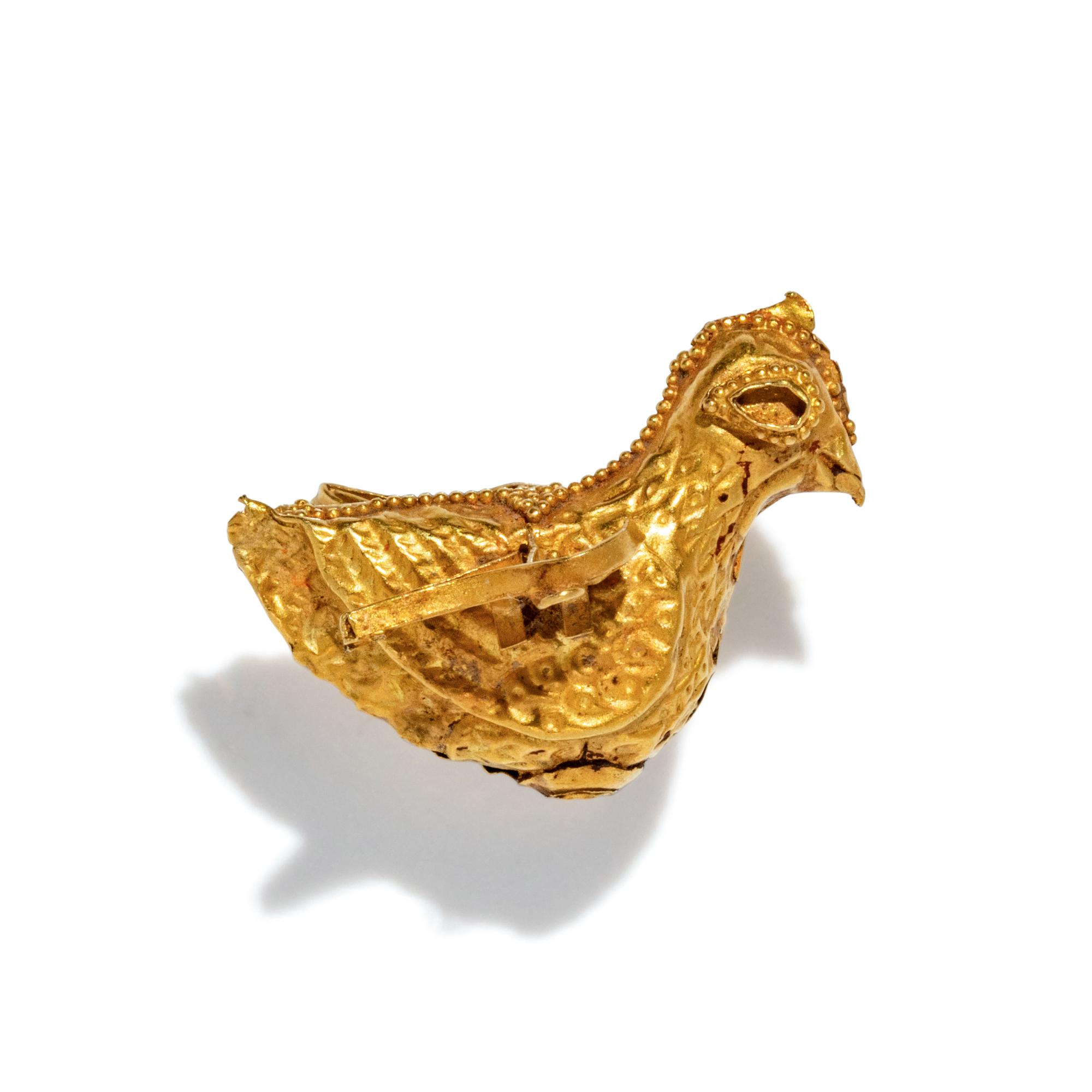 A Byzantine or Islamic Gold Bird Pendant