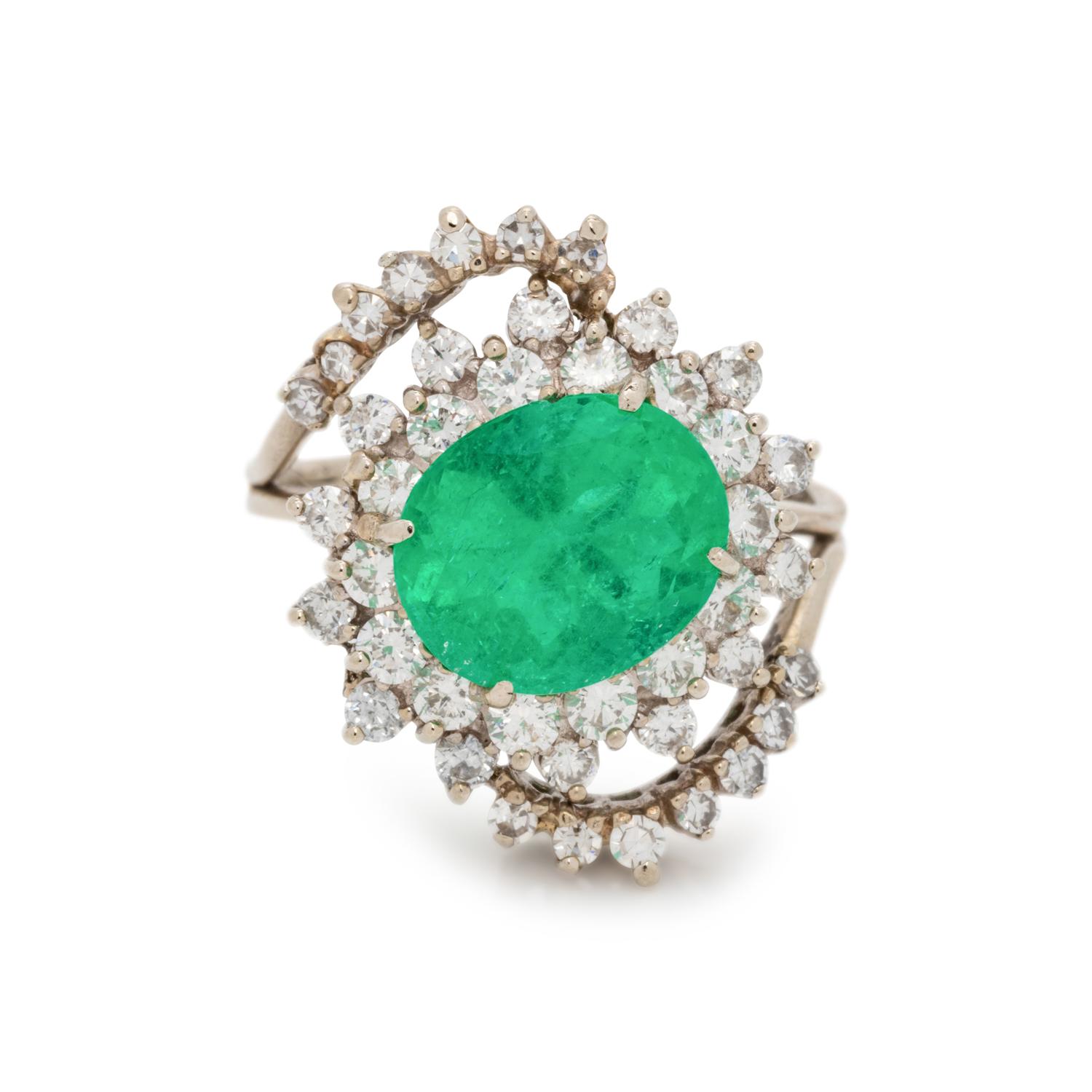 EMERALD AND DIAMOND RING