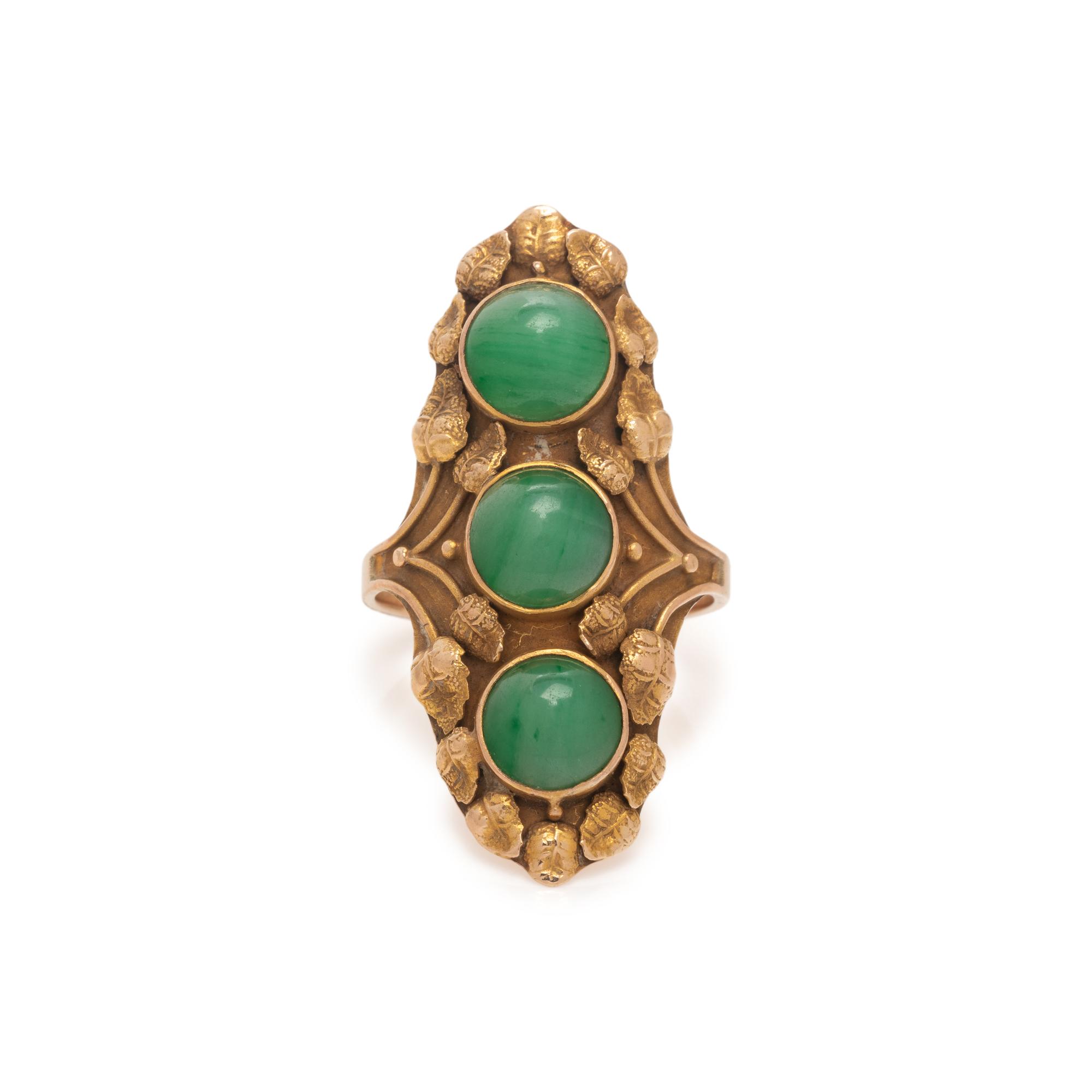 ARTS & CRAFTS, YELLOW GOLD AND JADE RING