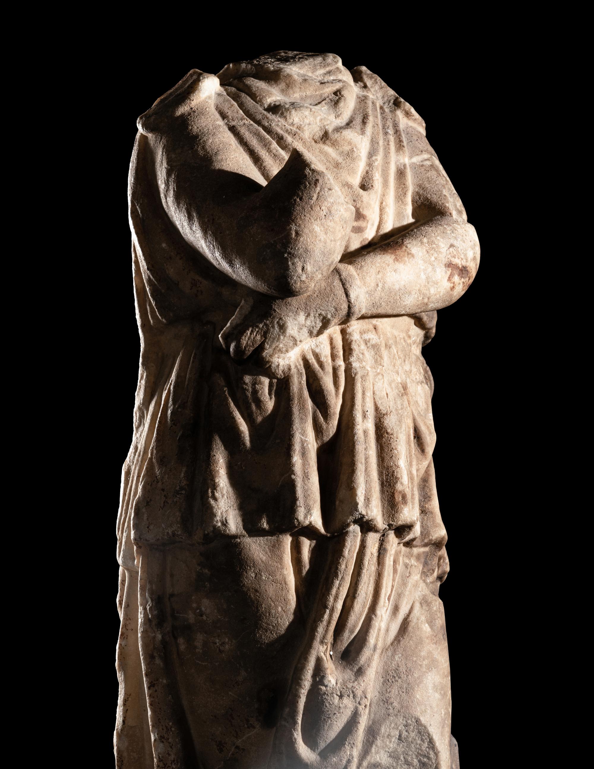 A Roman Marble Trapezophorus in the Form of a Barbarian Captive