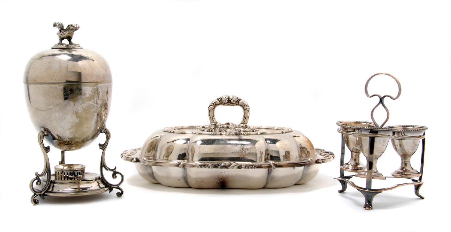 A Group of Three Silverplate Articles, Width of largest 13 1/2 inches.