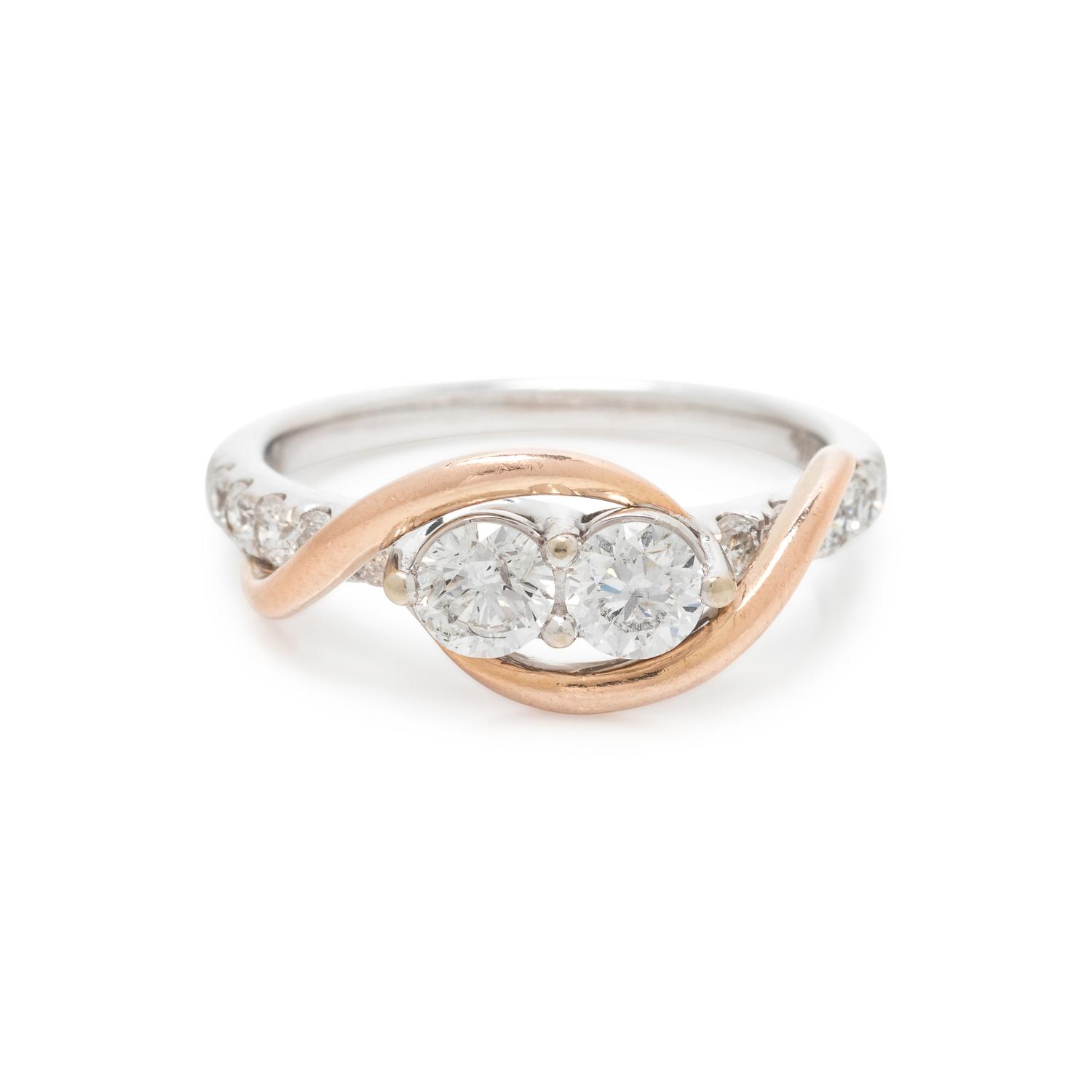 BICOLOR GOLD AND DIAMOND RING
