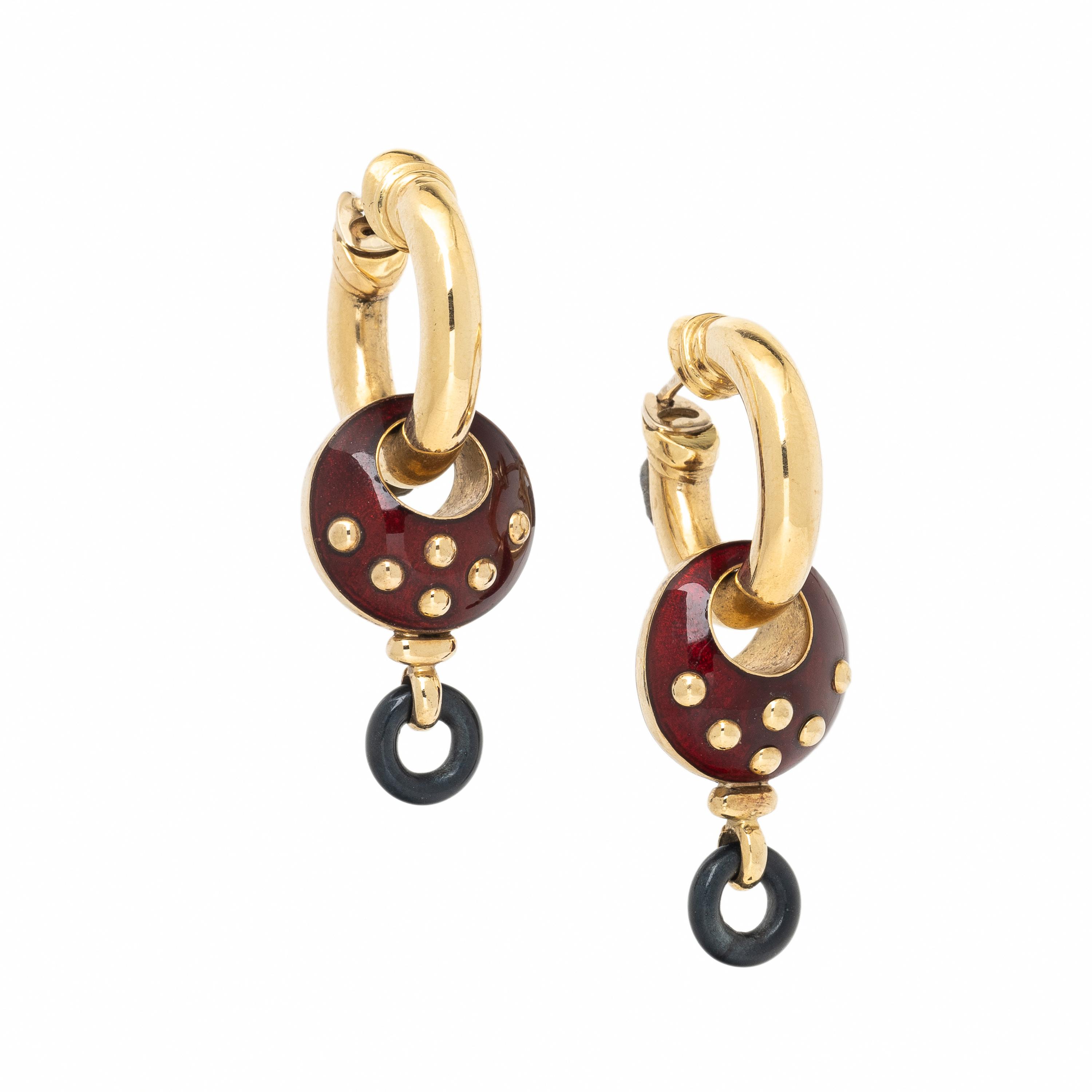 La Nouvelle Bague, Yellow Gold and Enamel Earrings