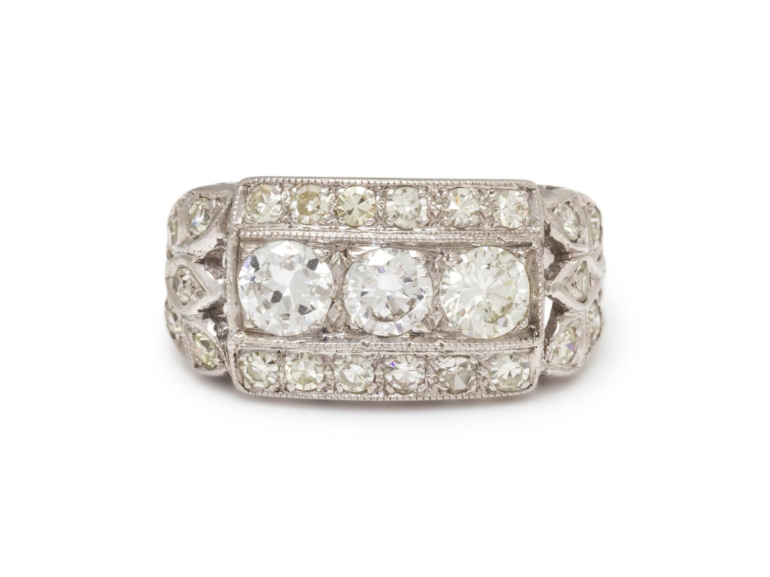 DIAMOND RING