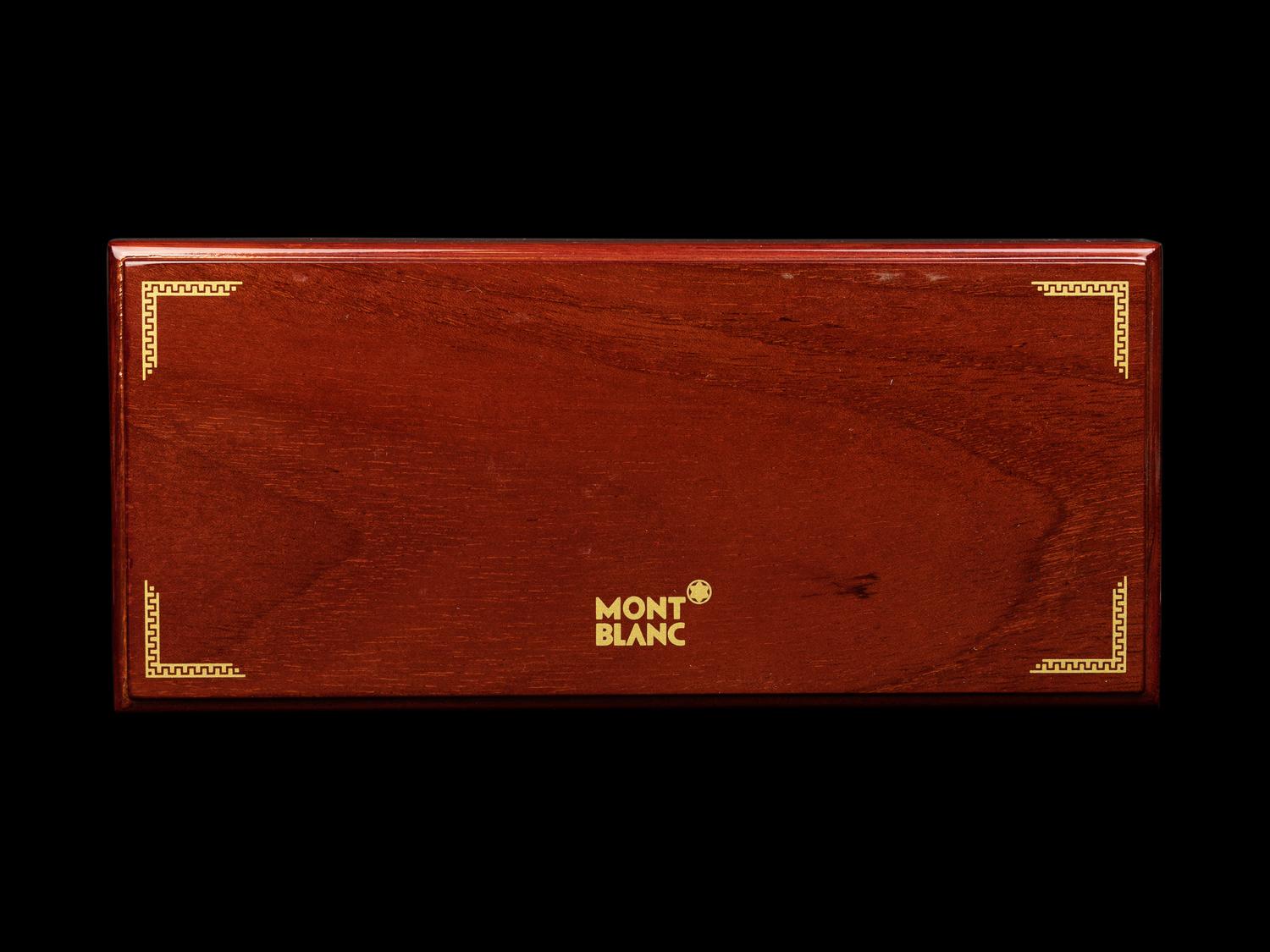 Montblanc: Hommage à Alexander the Great Limited Edition Fountain Pen