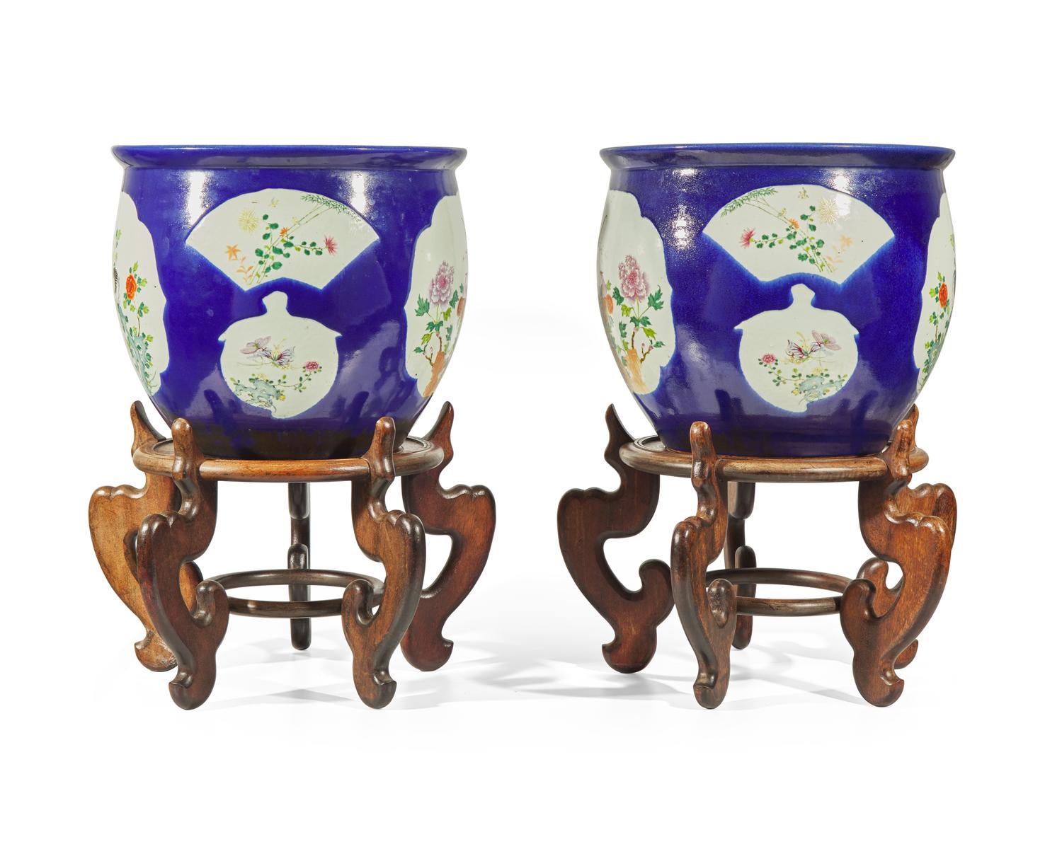 A pair of large Chinese Famille Rose-decorated cobalt-ground jardinières, late Qing to Republic period