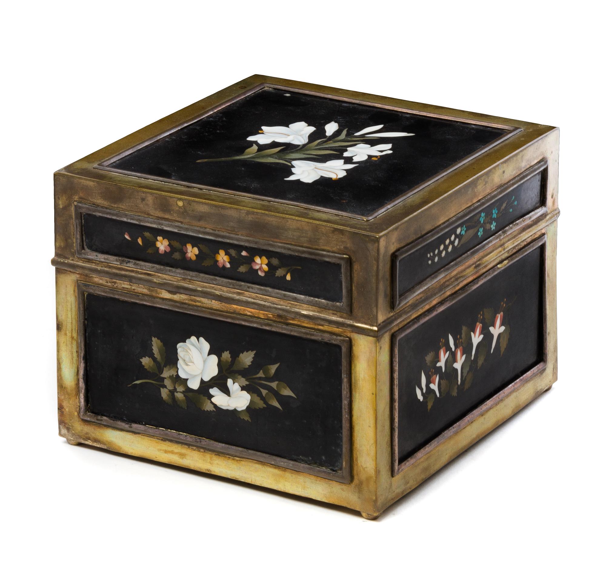 A Pietra Dura Inset Table Casket Width 8 inches. — 19TH/20TH CENTURY