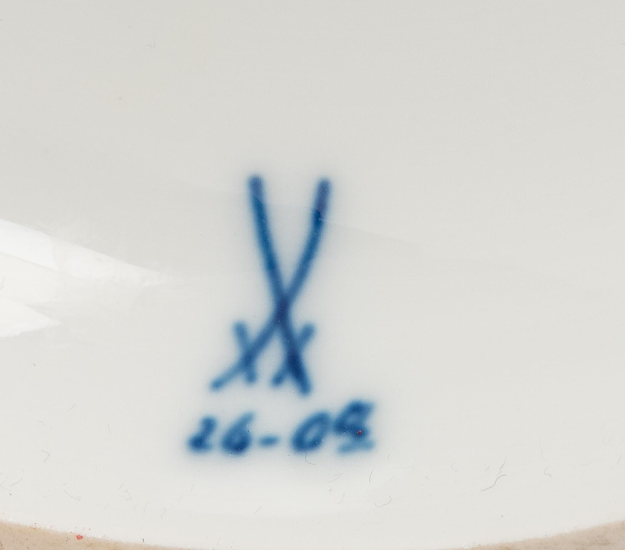 A Meissen Porcelain Sweetmeat Stand