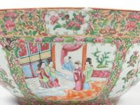 A Chinese Export Rose Medallion Porcelain Bowl