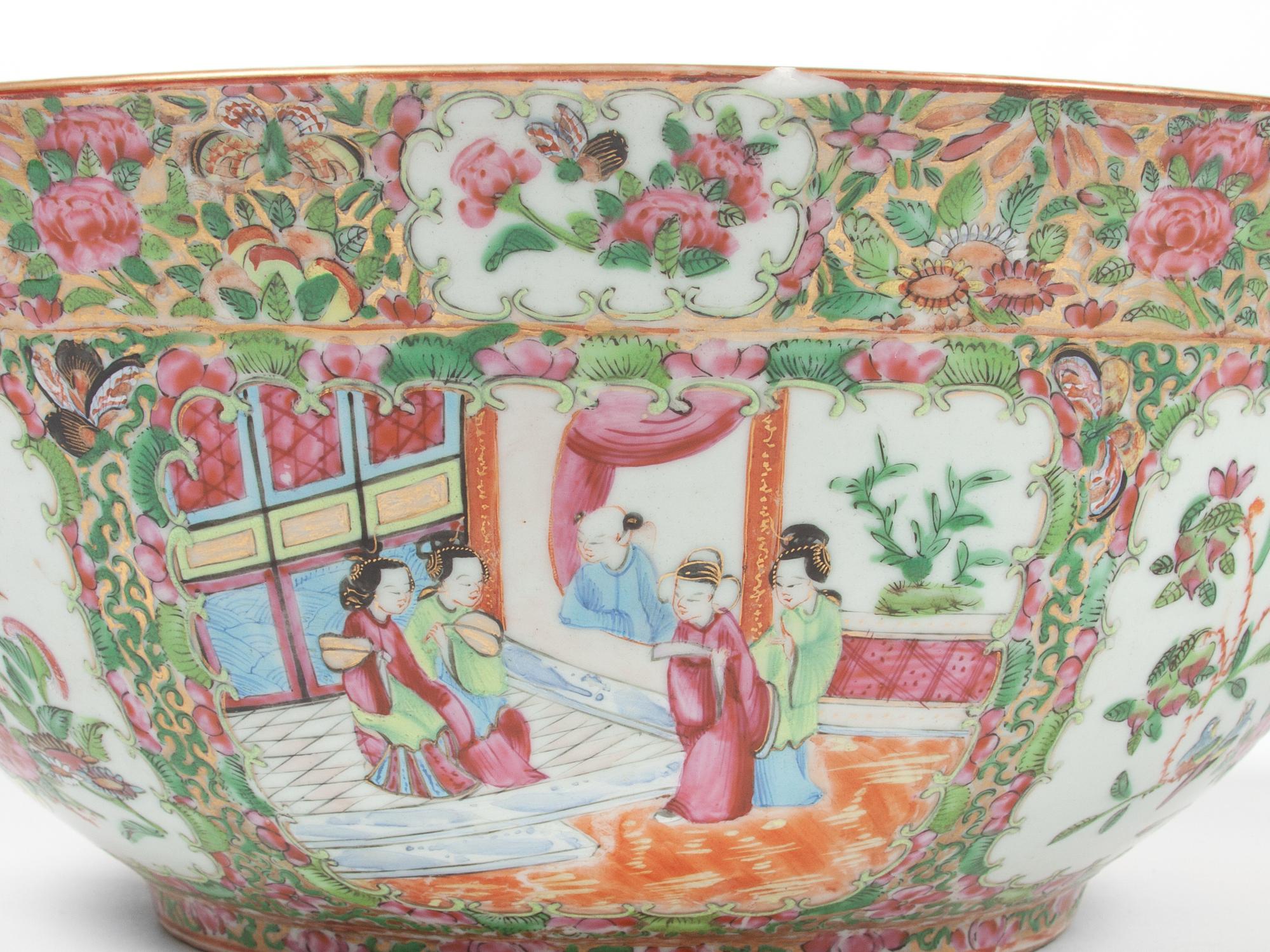 A Chinese Export Rose Medallion Porcelain Bowl