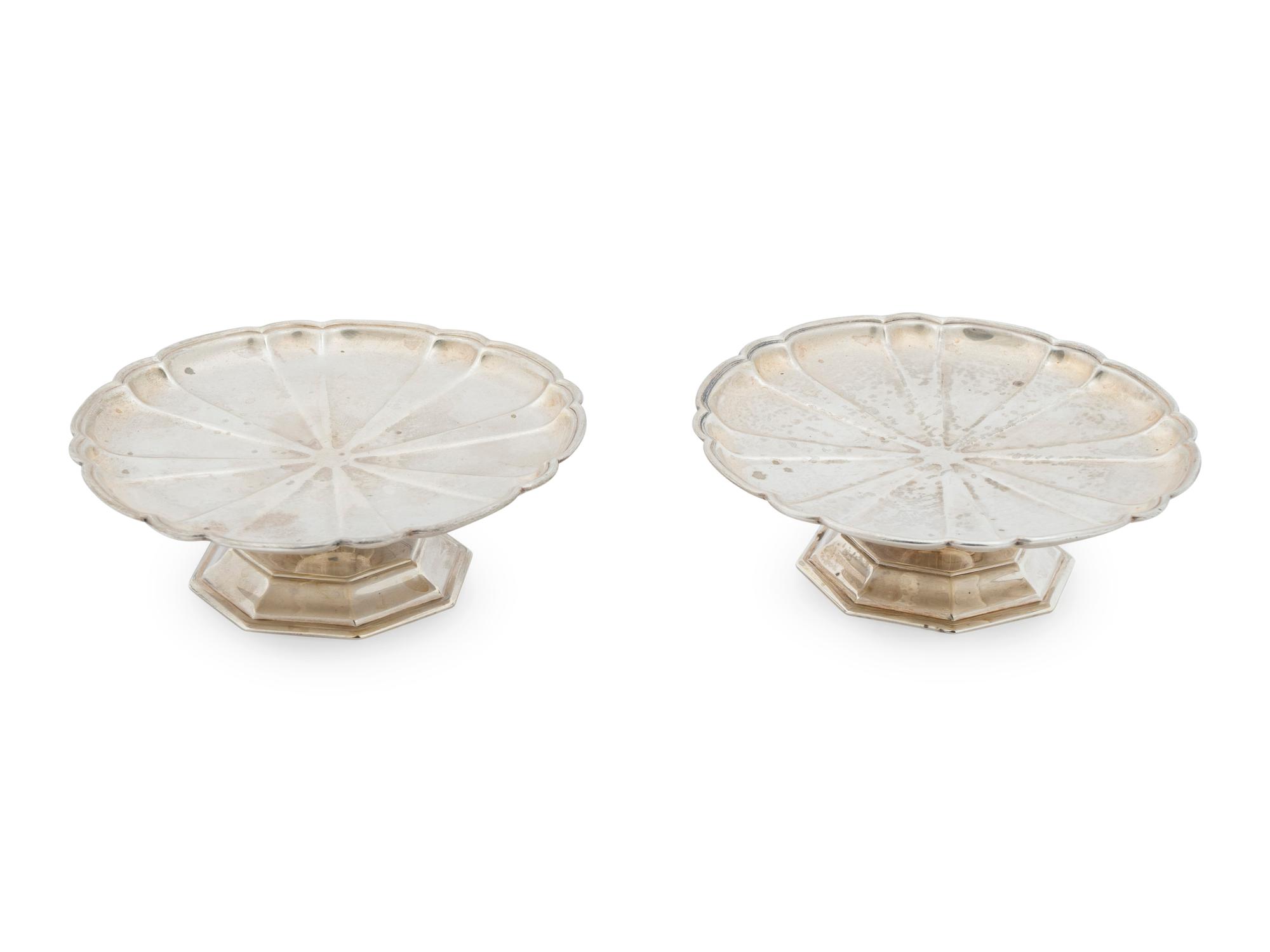 A Pair of English Silver Compotes — Roberts & Belk, Sheffield, 1908