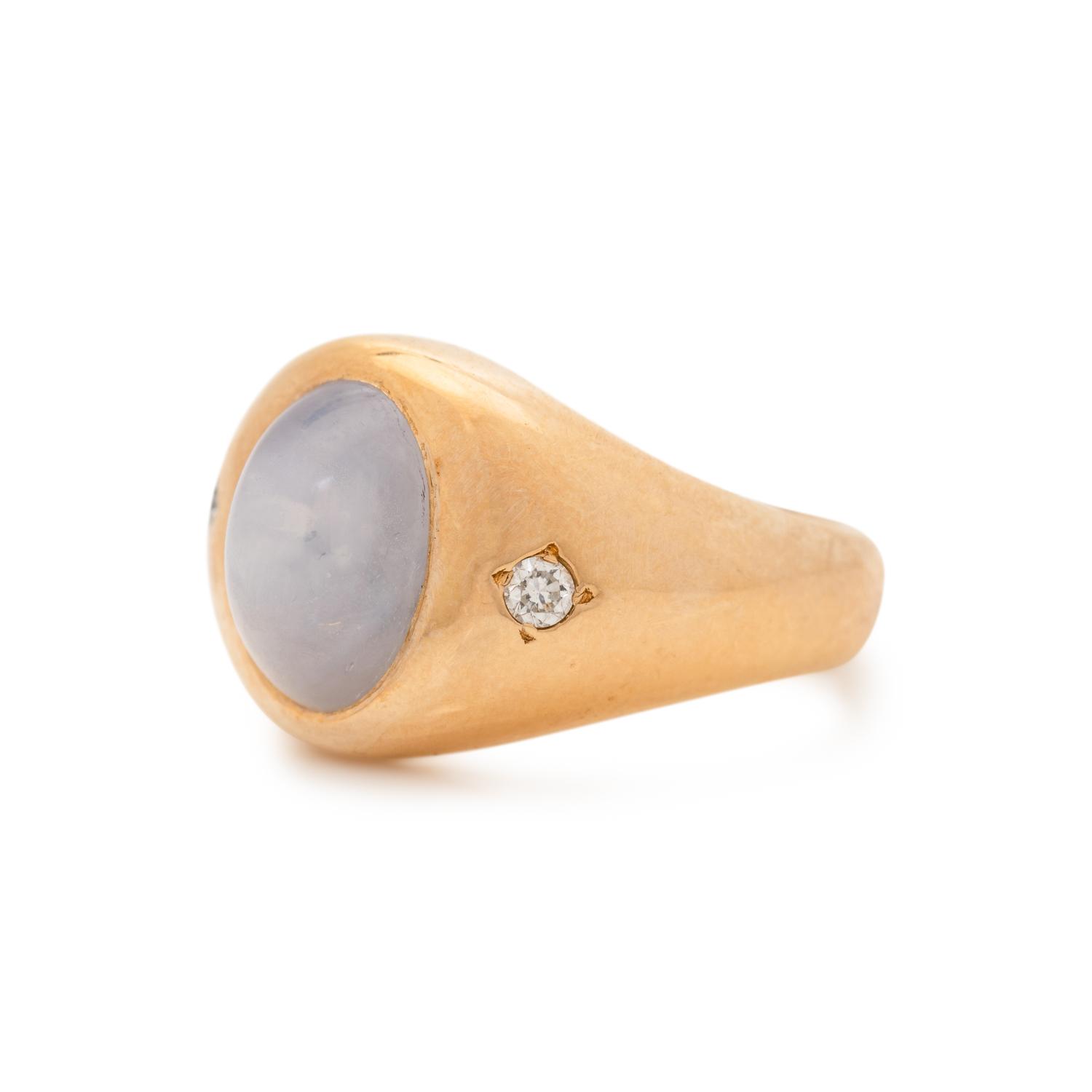 STAR SAPPHIRE AND DIAMOND RING