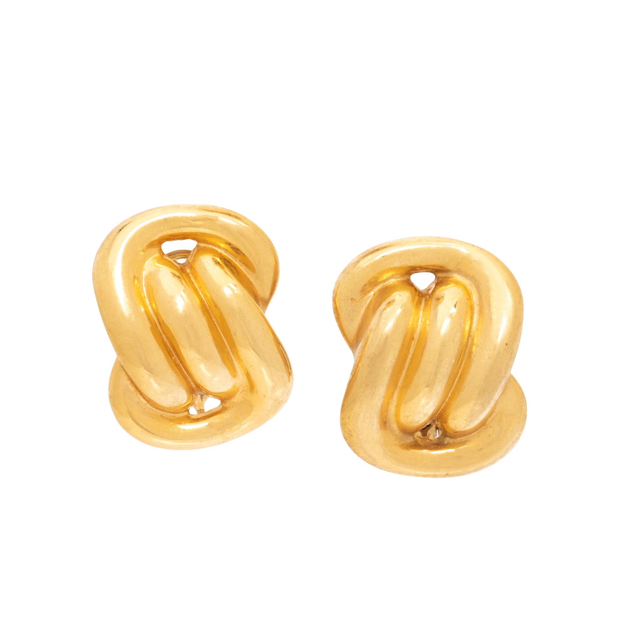 VERDURA, YELLOW GOLD EARRINGS