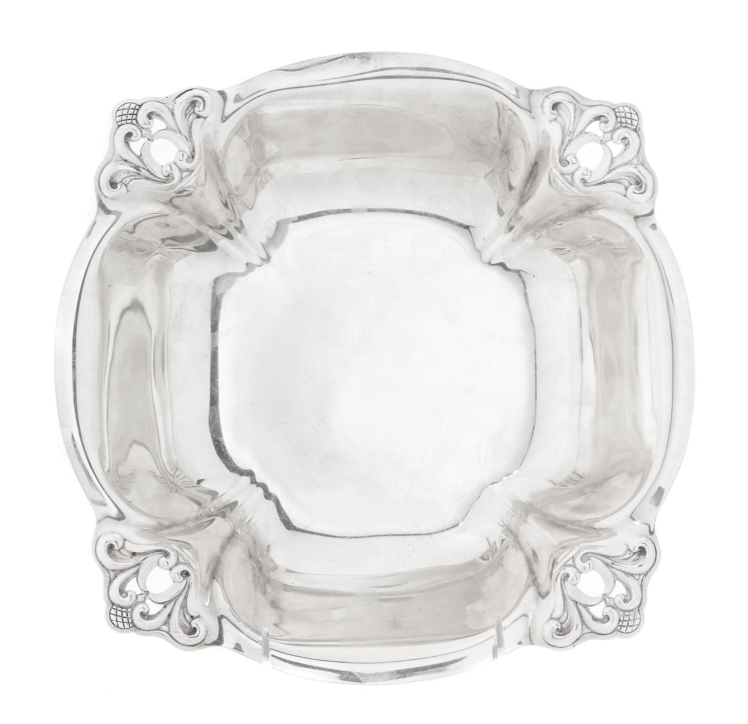An American Silver Vegetable Bowl, Meriden Britannia Co., Meriden, CT, in the Royal Danish pattern.