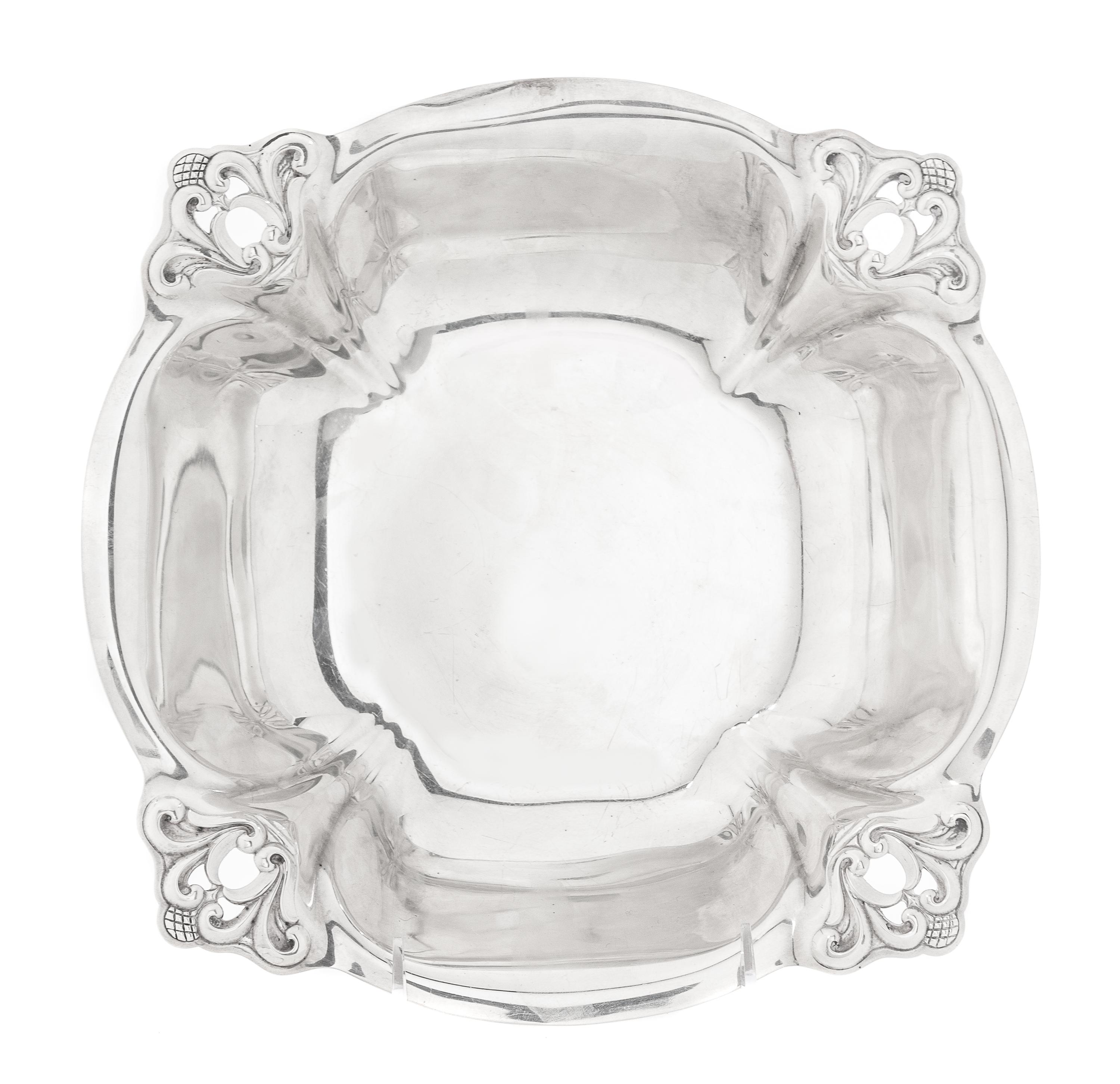 An American Silver Vegetable Bowl, Meriden Britannia Co., Meriden, CT, in the Royal Danish pattern.