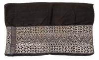 A Bolivian Wool Manta 40 x 26 inches. — 20TH CENTURY